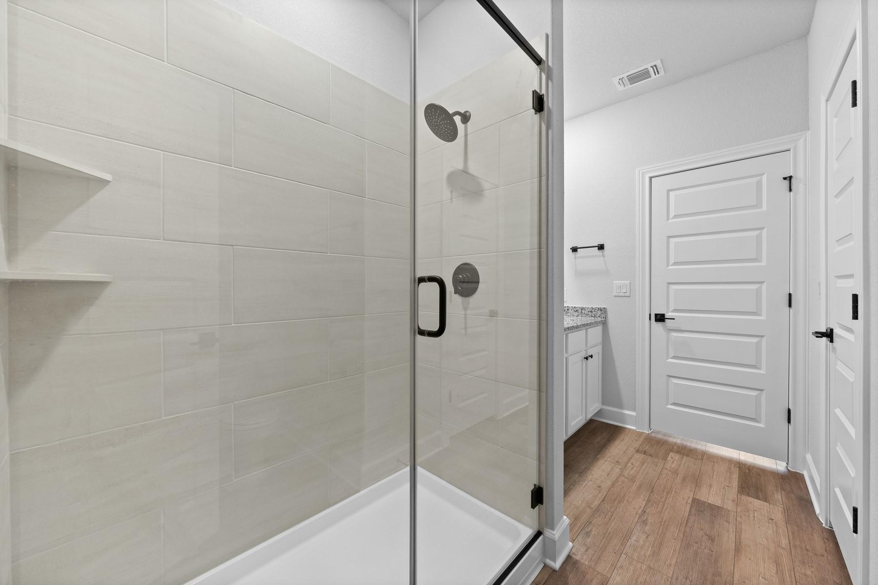 9704 Gladsome Path Property Photo 8