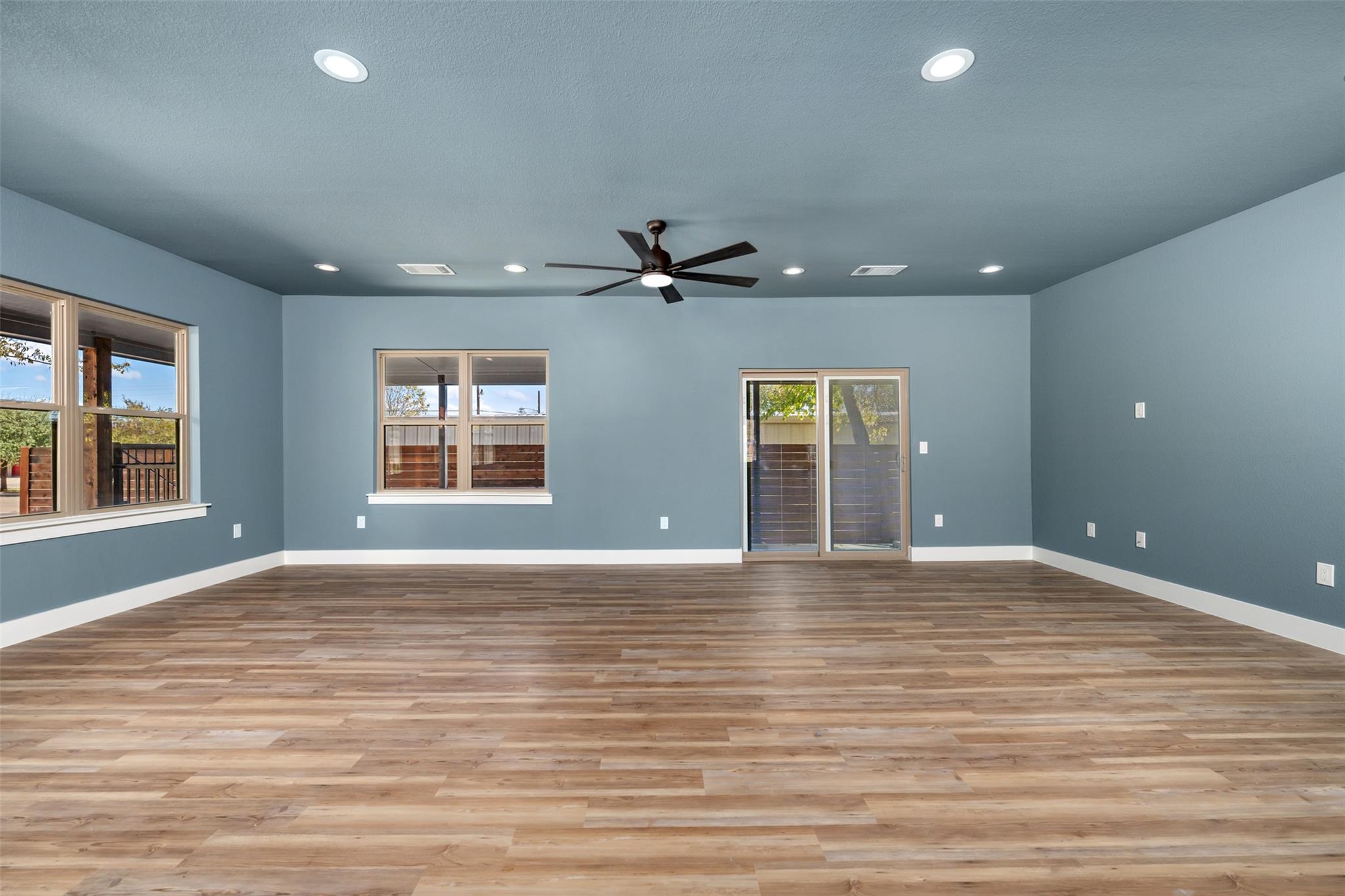 1205 W Avenue G None Property Photo 15