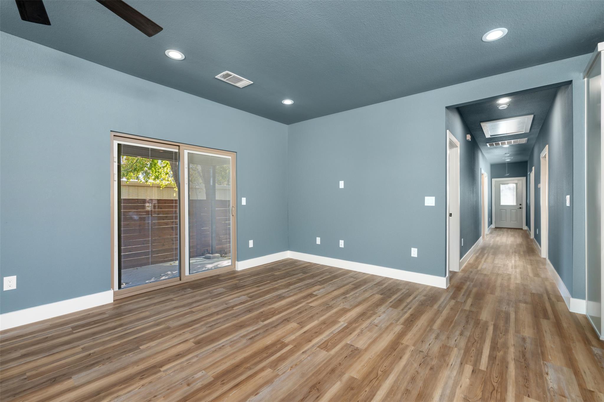 1205 W Avenue G None Property Photo 16