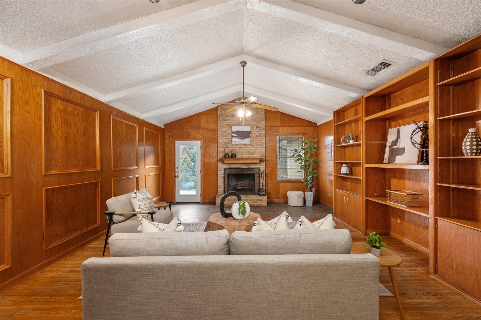 11903 Rennalee Loop Property Photo 3