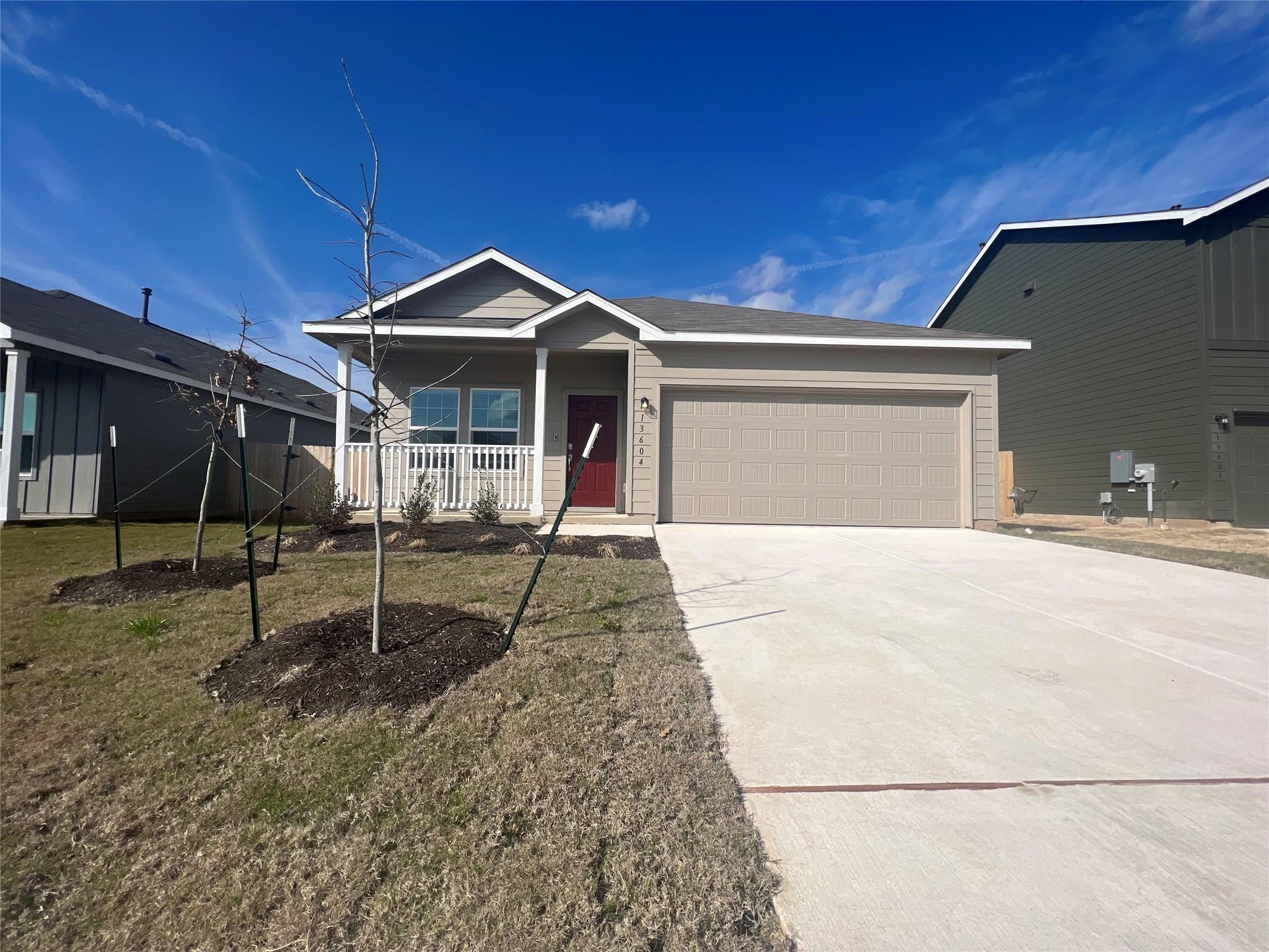 13604 Menard Way Property Photo 1