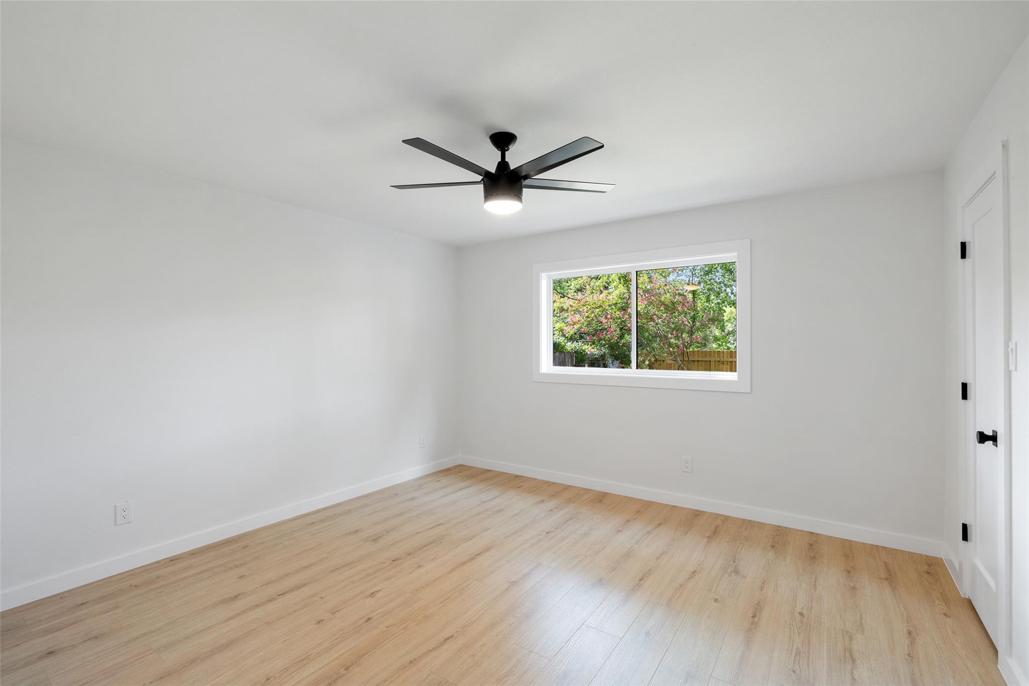 6809 Willamette Dr Property Photo 28