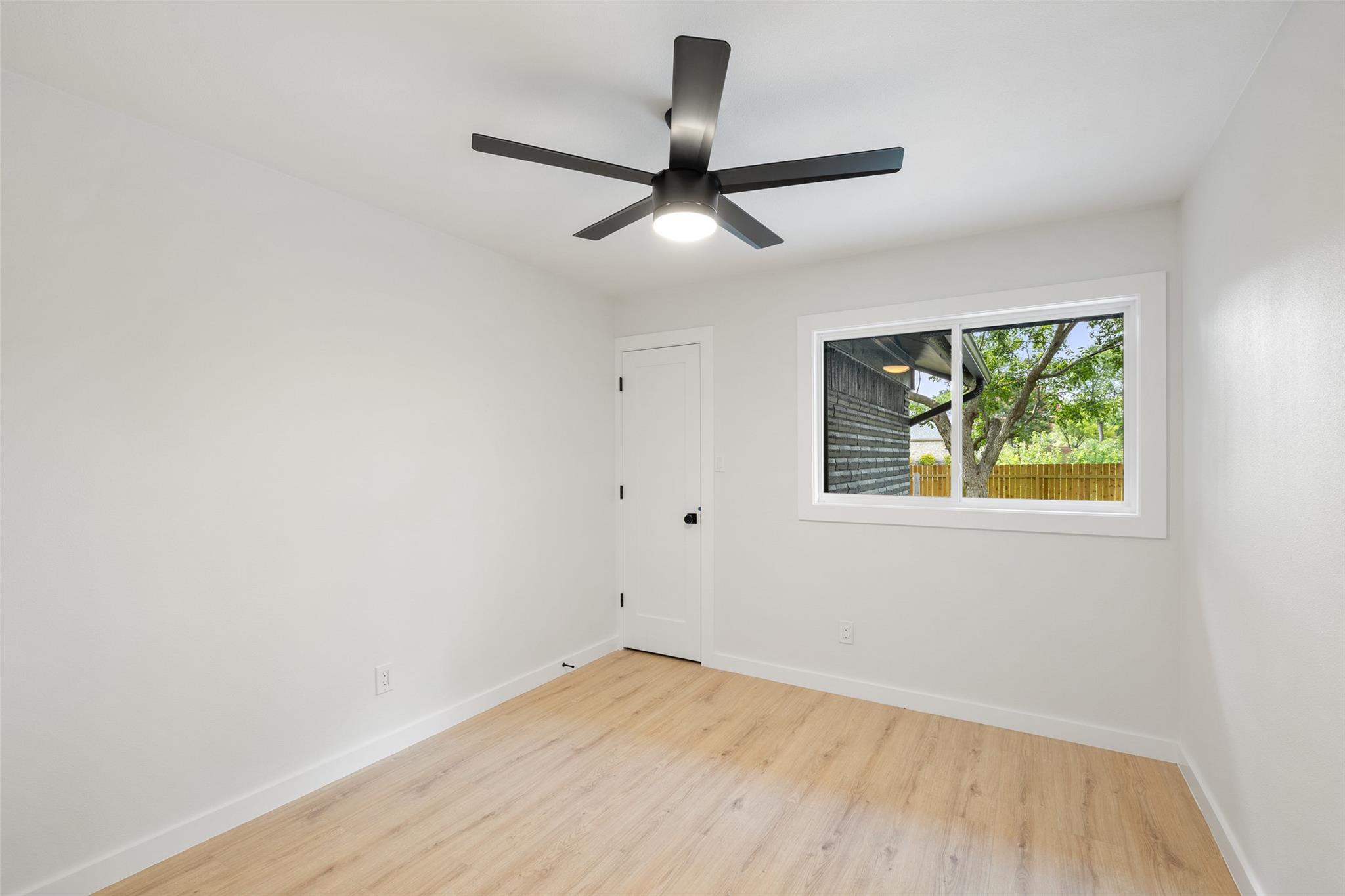 6809 Willamette Dr Property Photo 29