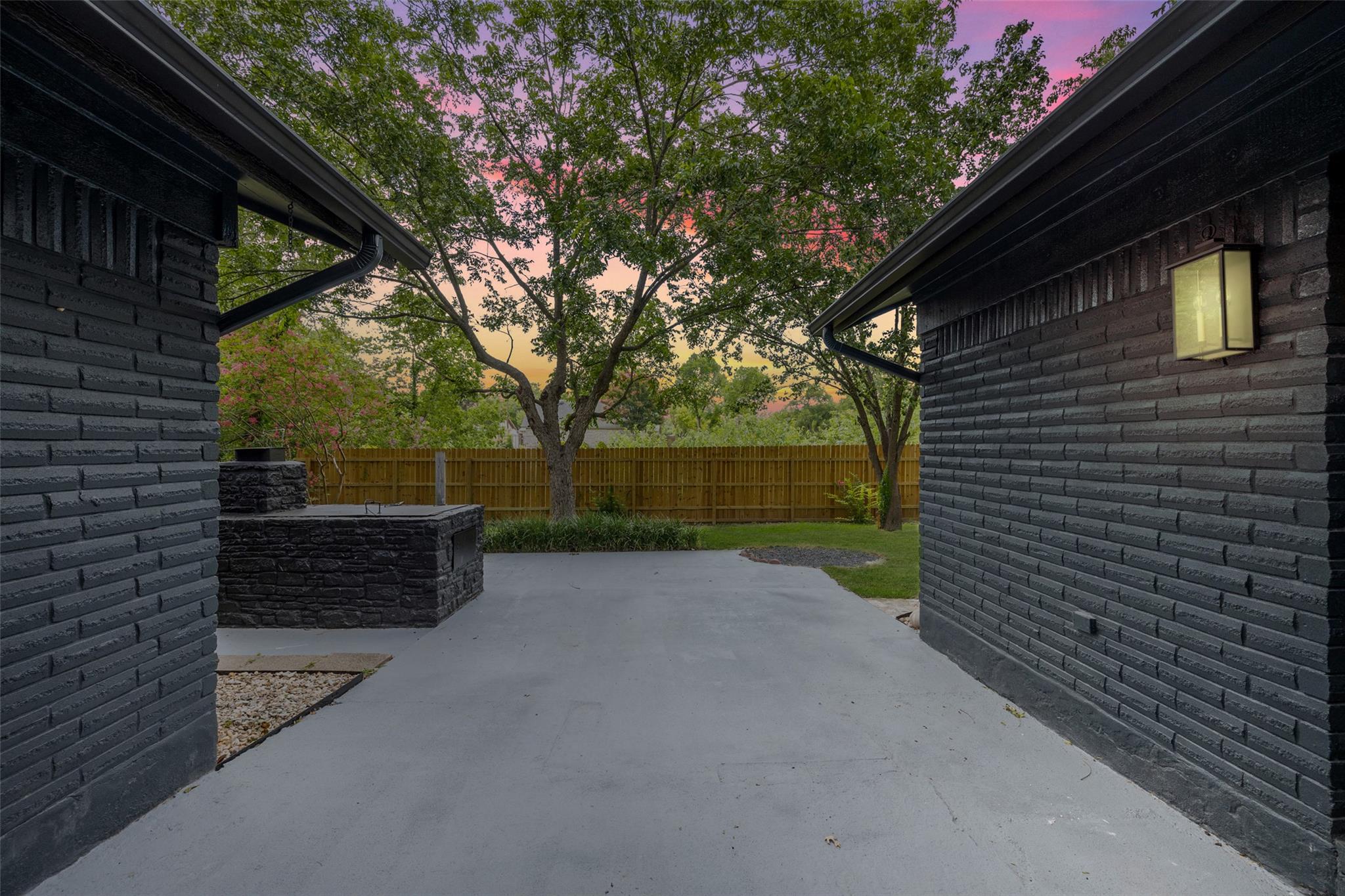6809 Willamette Dr Property Photo 36