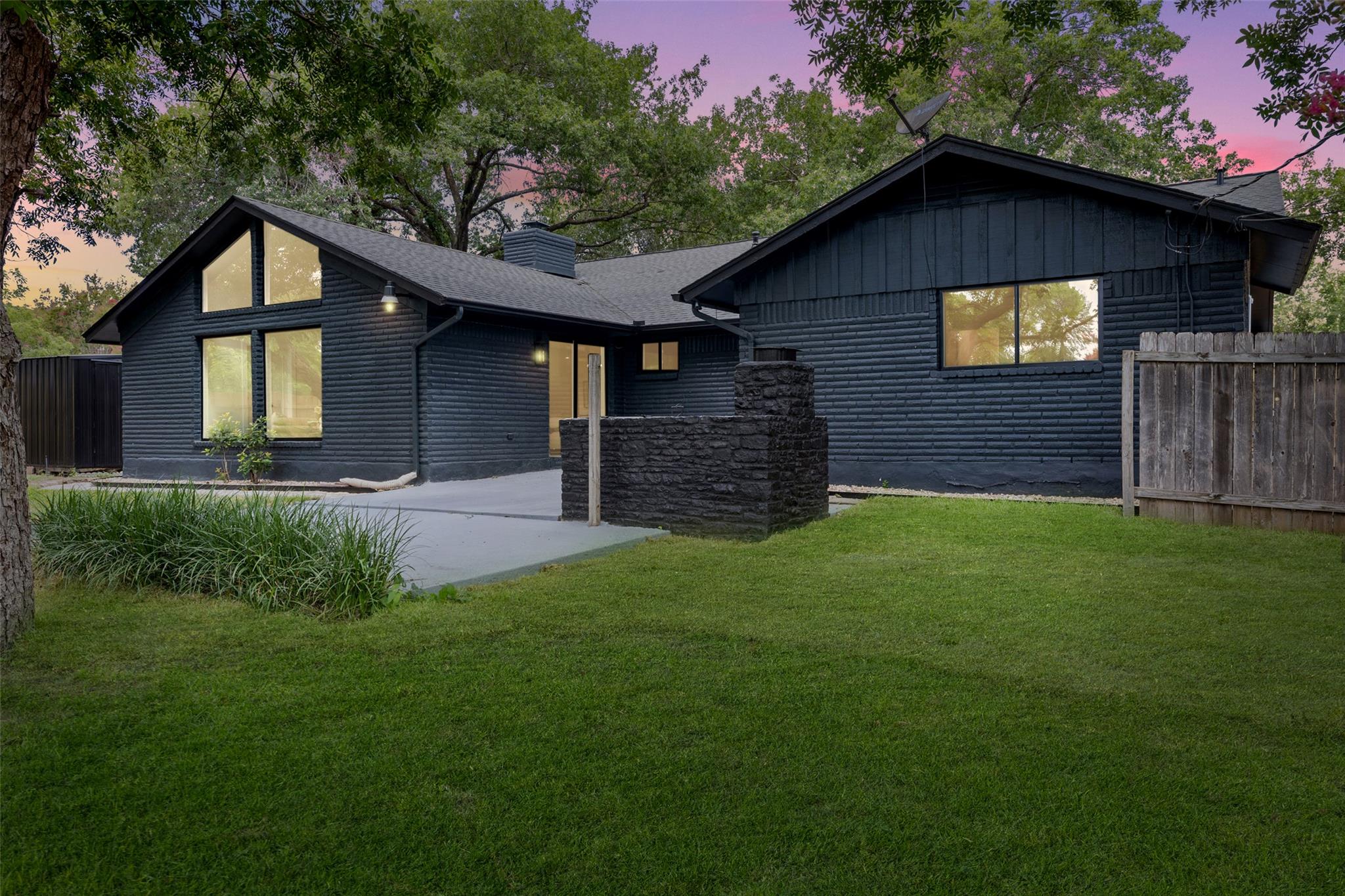 6809 Willamette Dr Property Photo 37