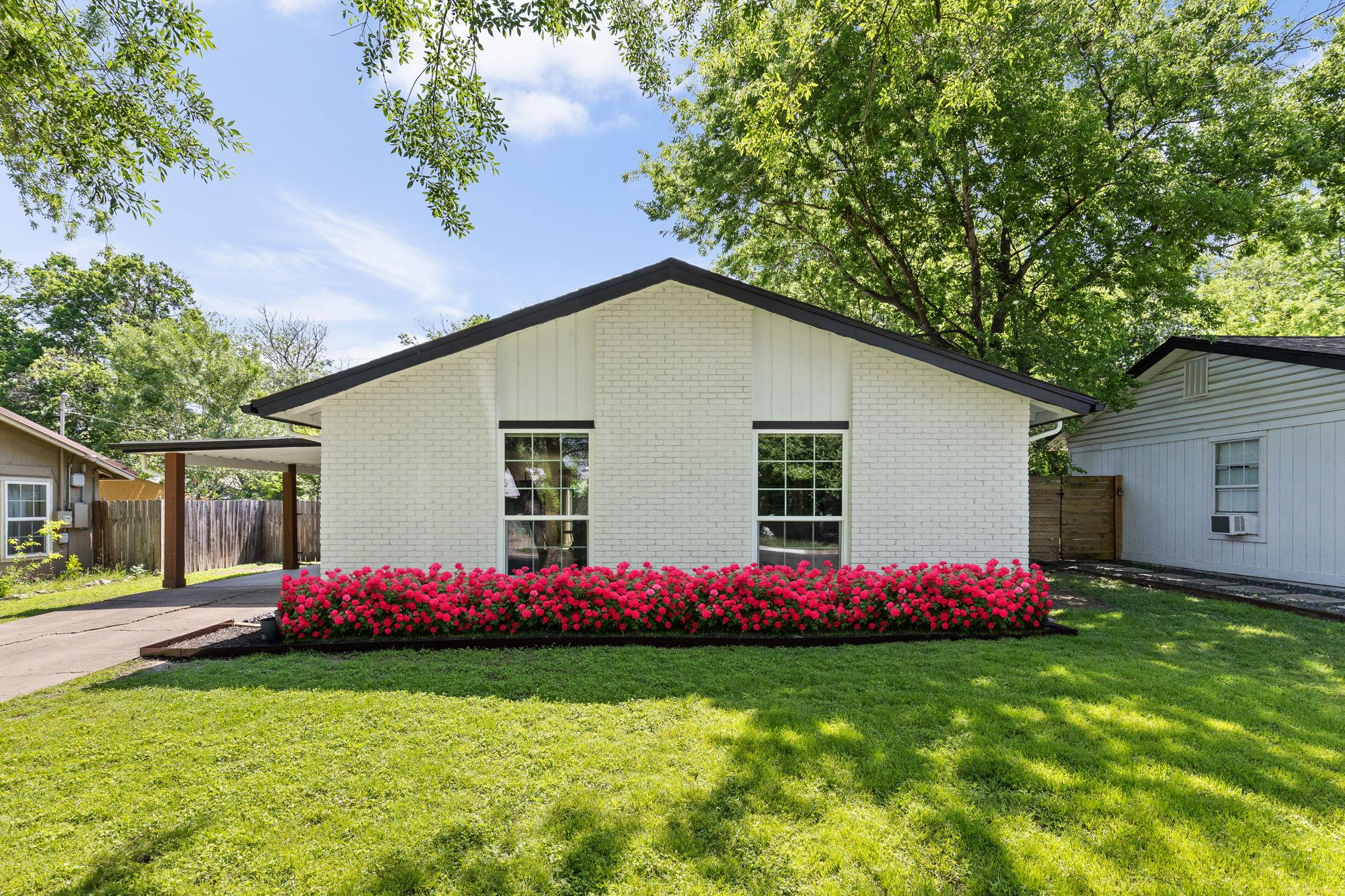 5803 Blythewood Dr Property Photo 3