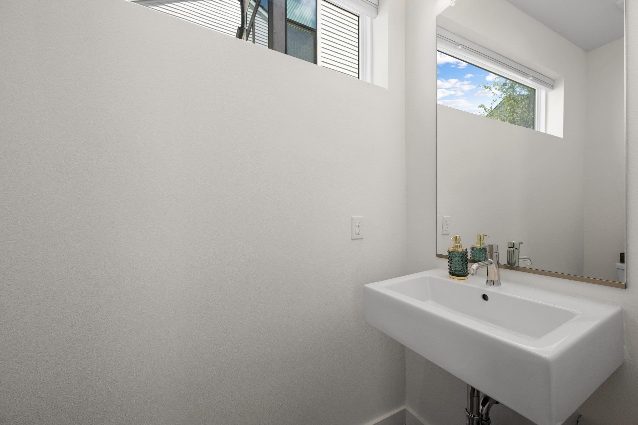 2115 Mc Fly St Property Photo 28