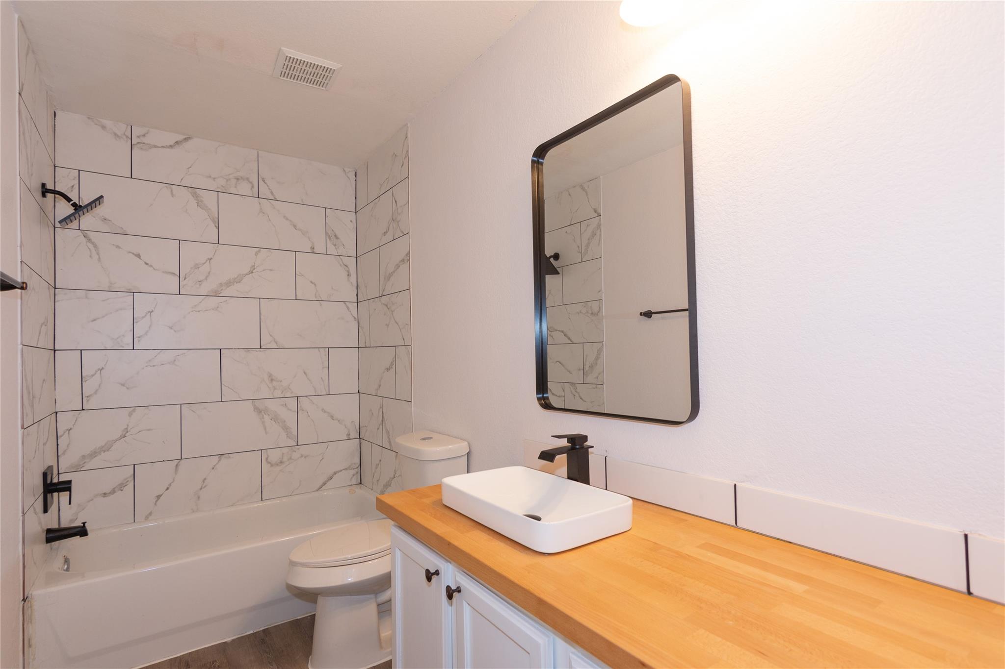 121 Winecup Path Property Photo 22