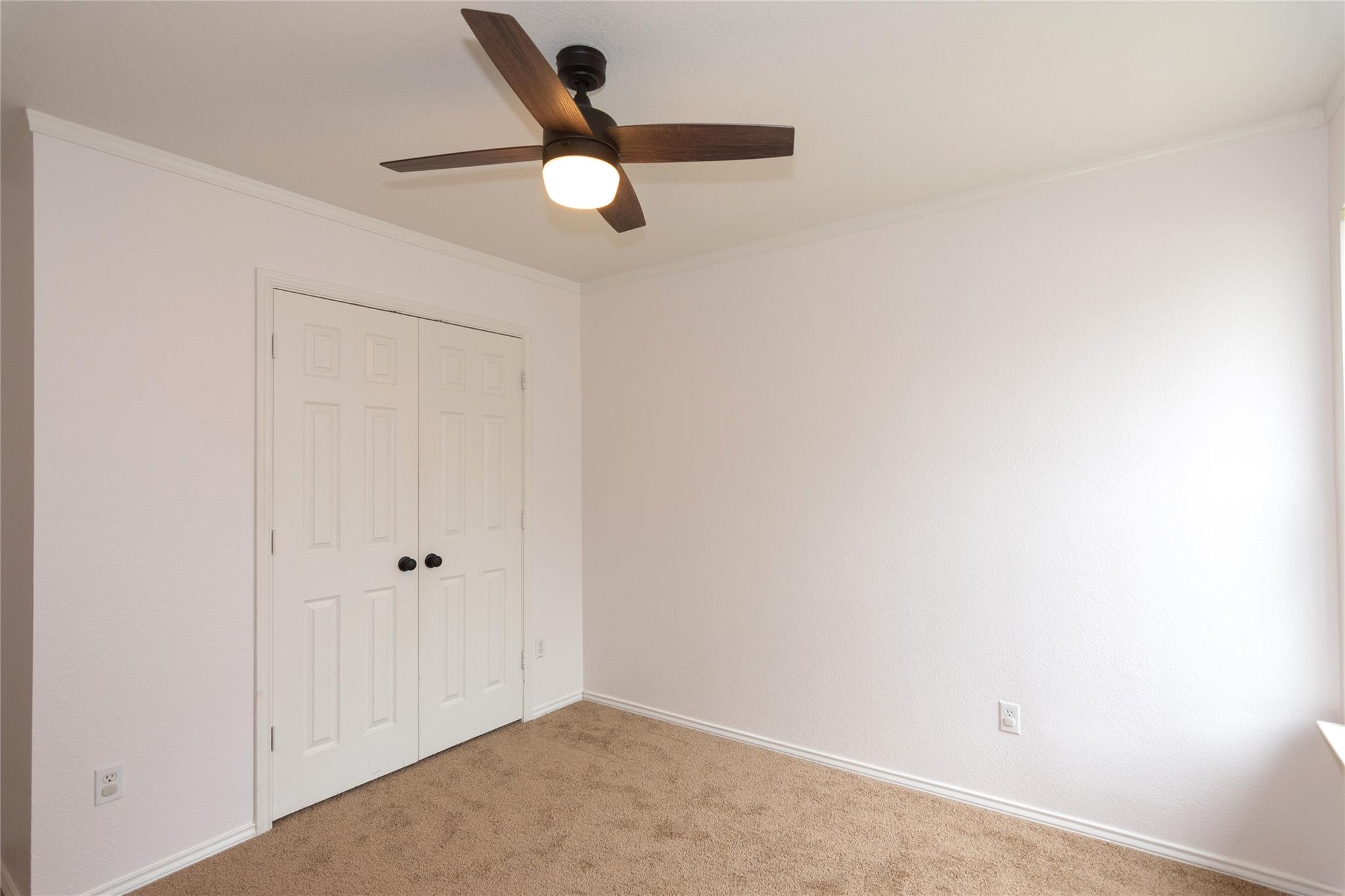 121 Winecup Path Property Photo 24