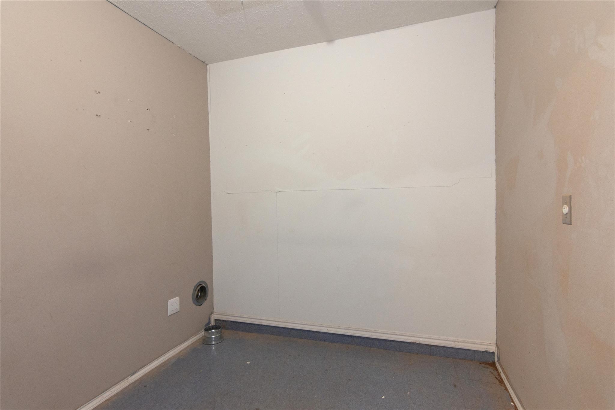 121 Winecup Path Property Photo 26