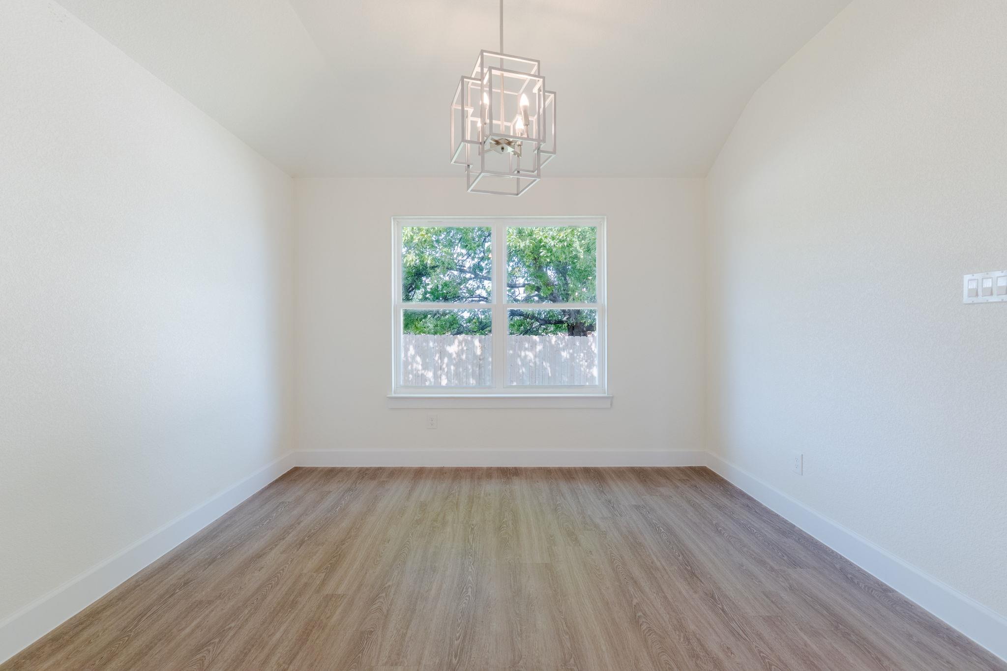2119 Blackhawk Loop Property Photo 9