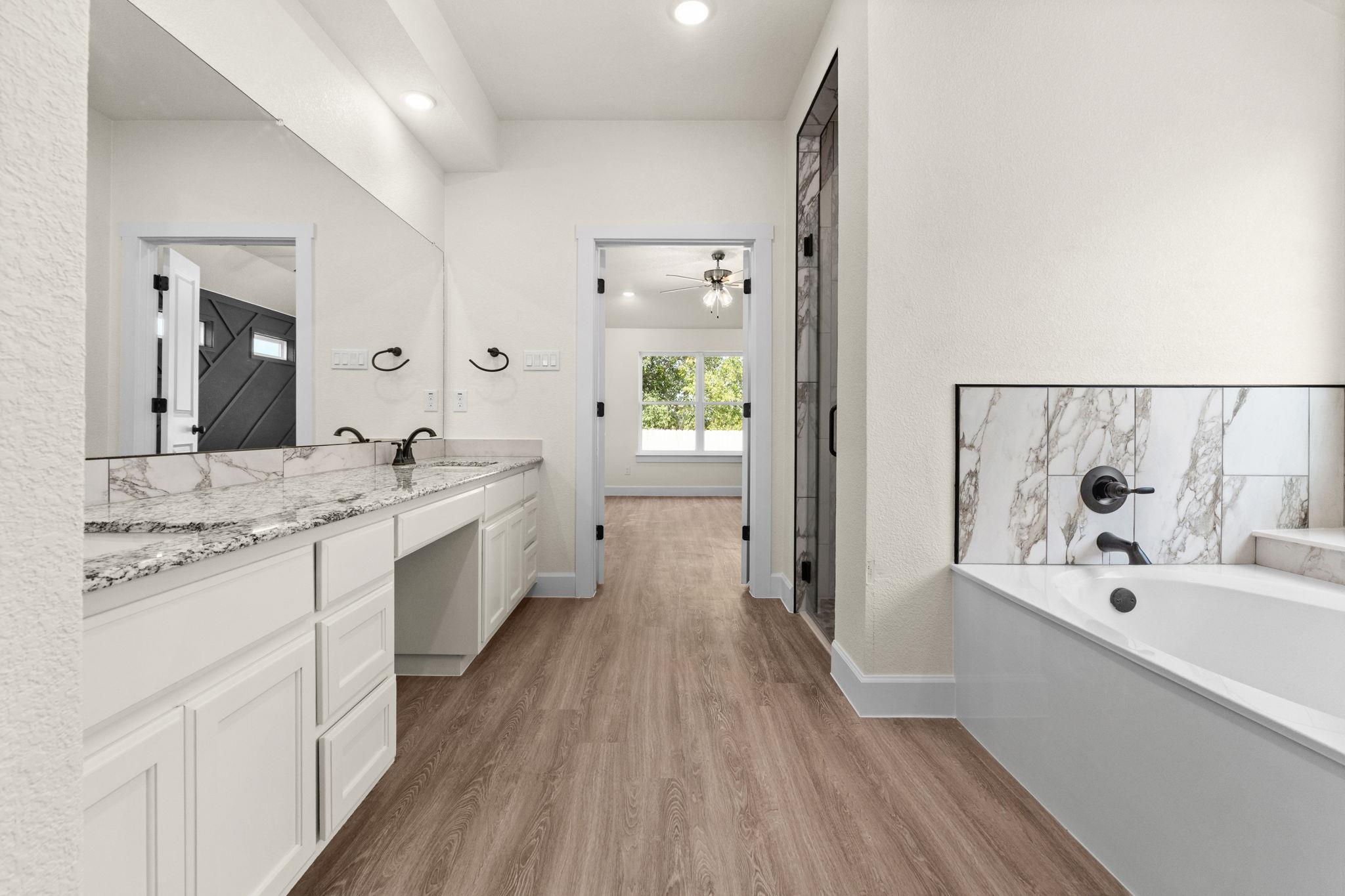 2119 Blackhawk Loop Property Photo 17