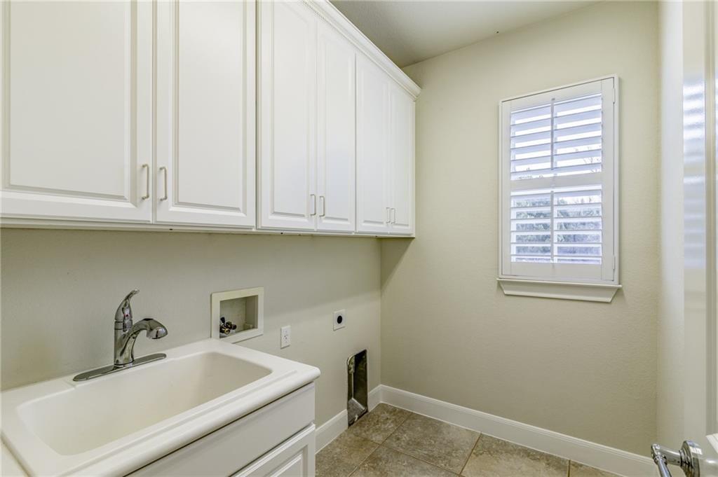 112 Bee Creek Ct Property Photo 25