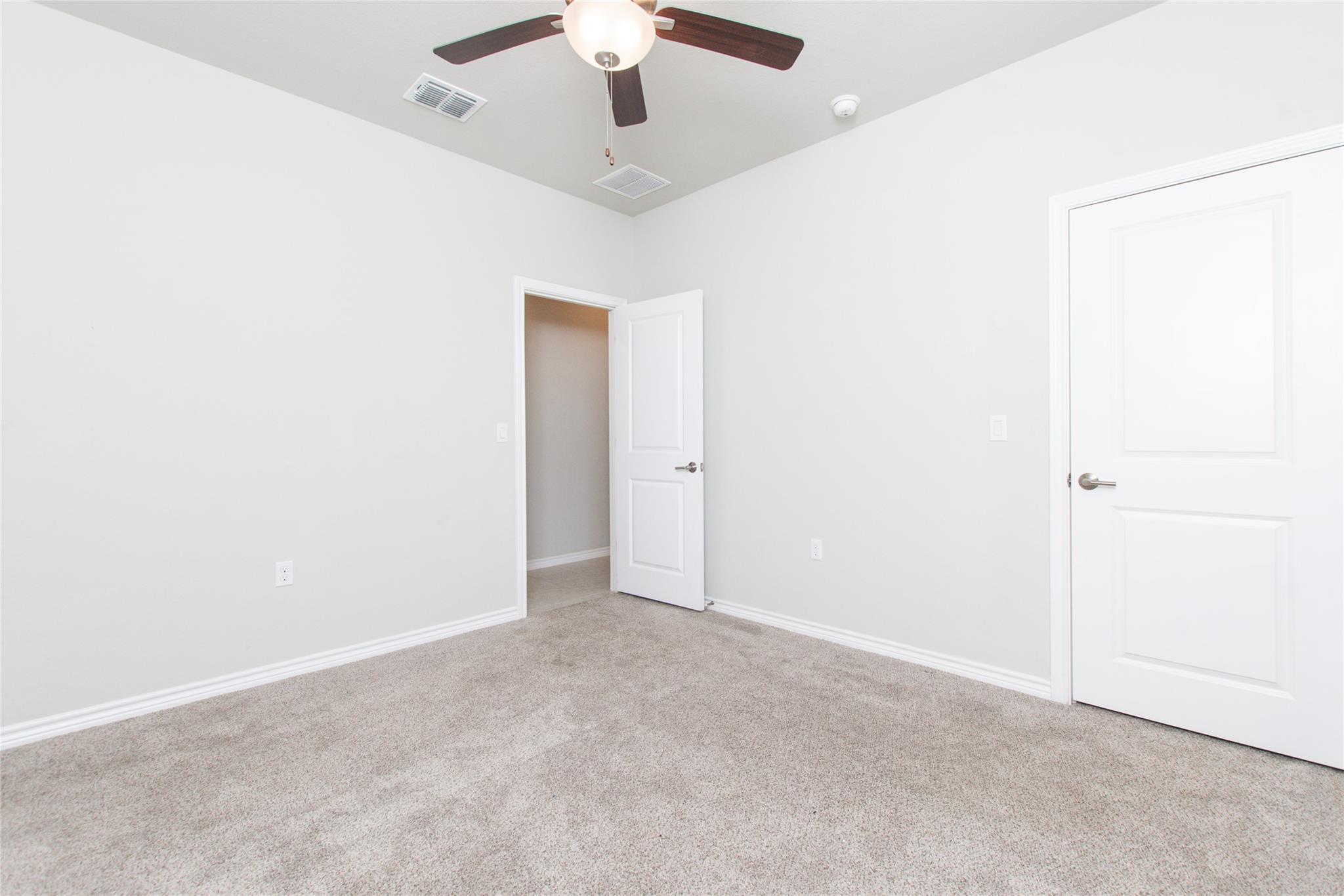 121 Lafitte Dr #101 Property Photo 18