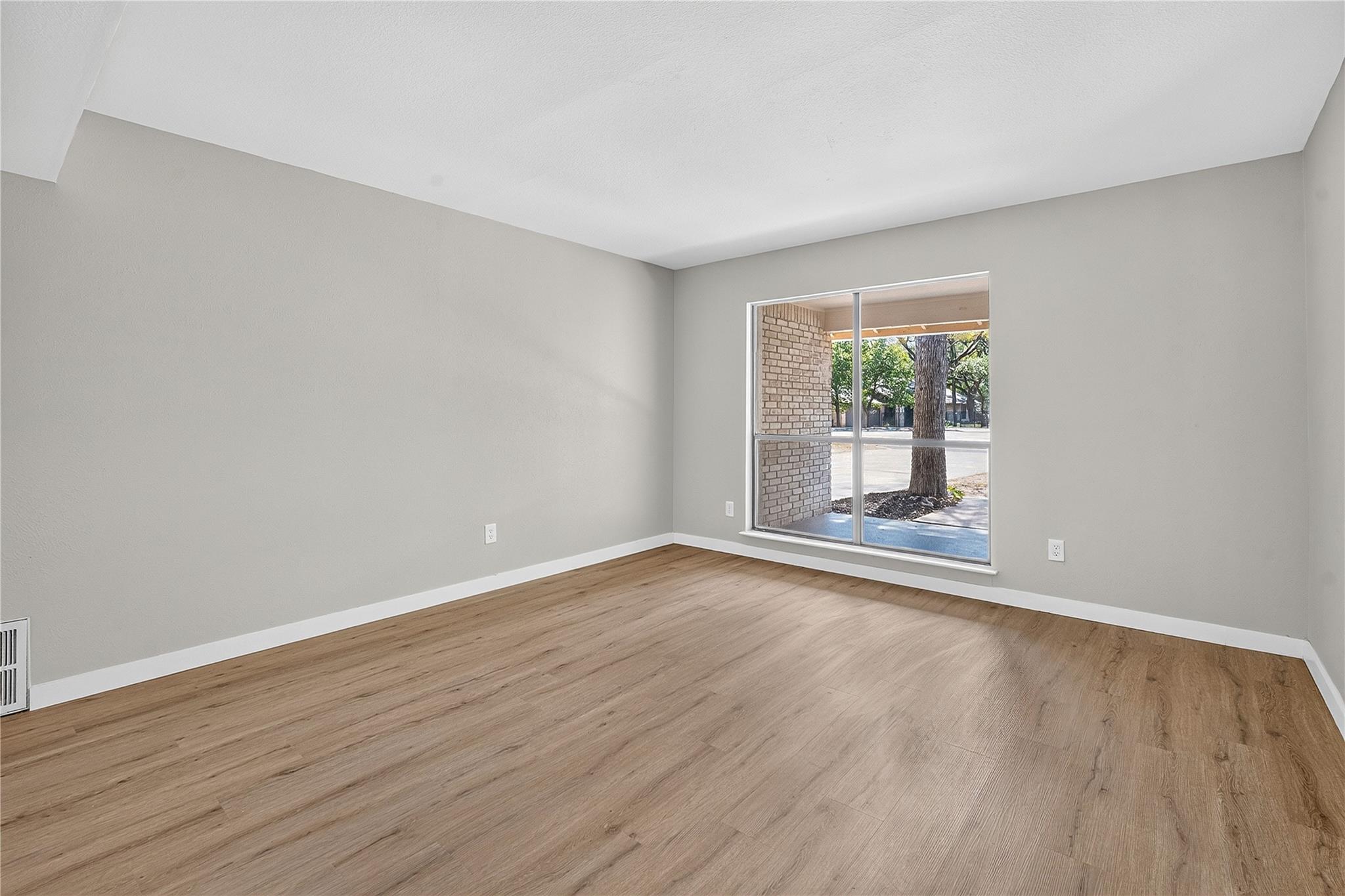 11202 Balcones Woods Cv Property Photo 15