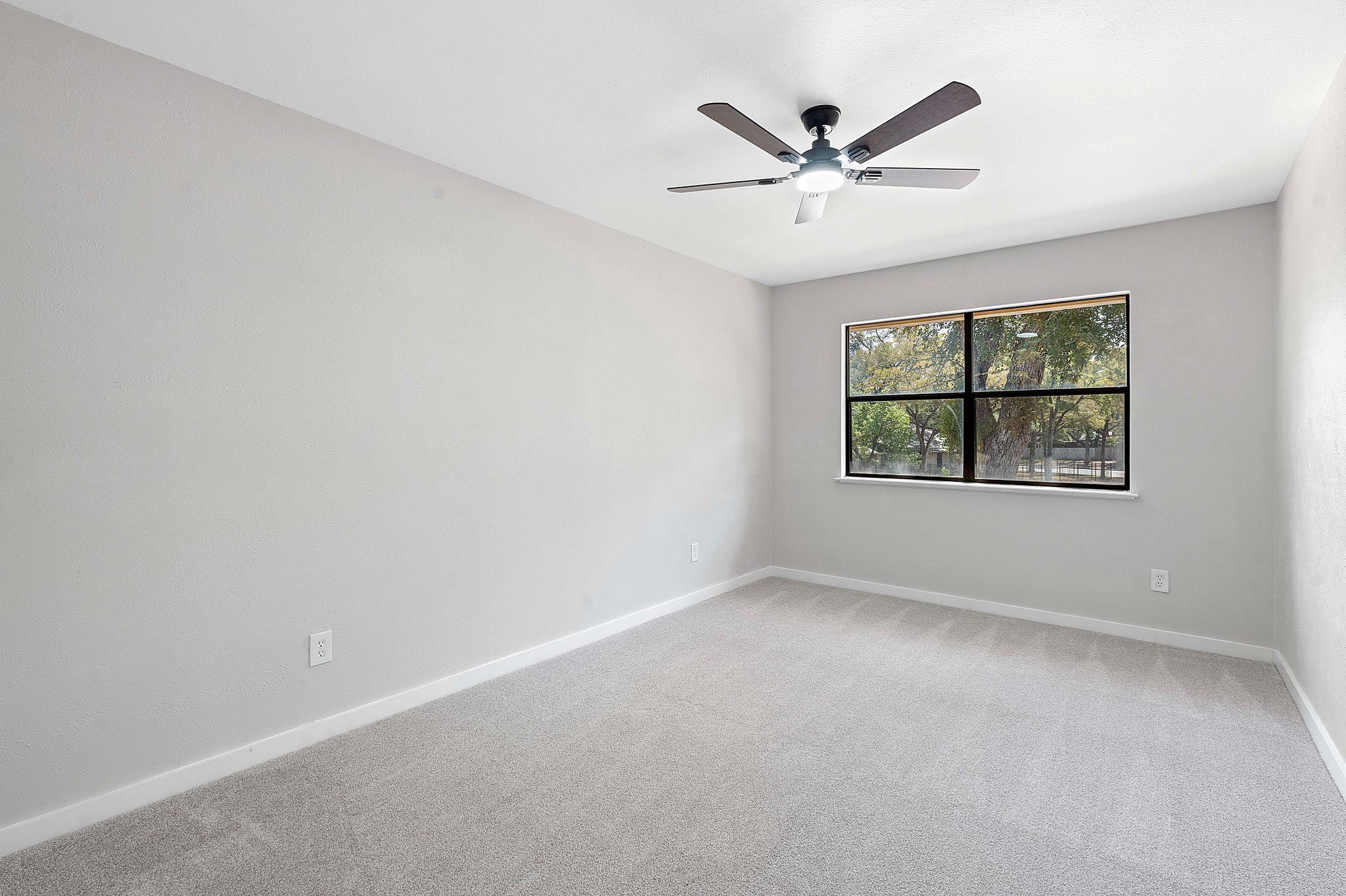 11202 Balcones Woods Cv Property Photo 25