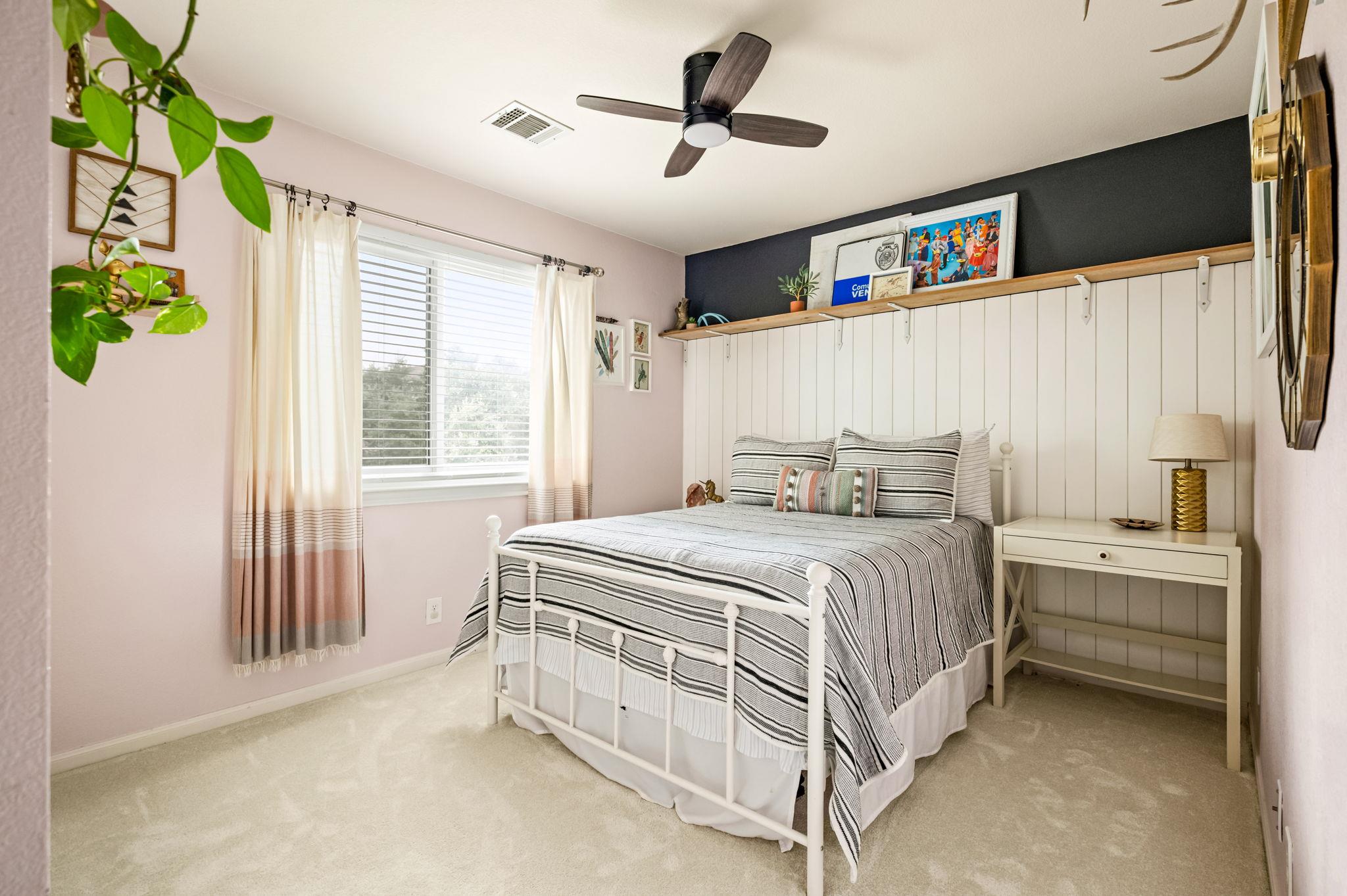 537 Somerset Rd Property Photo 18