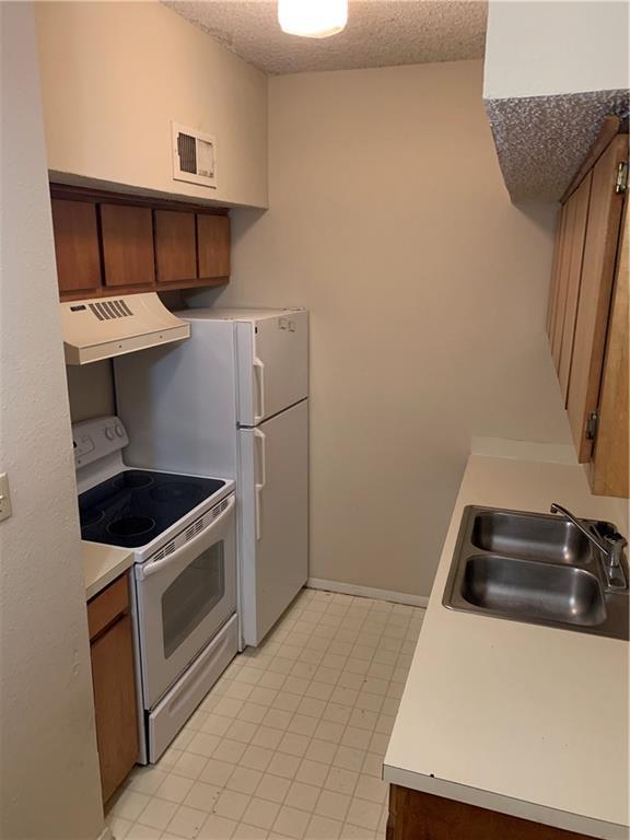 3316 Guadalupe St #211 Property Photo 3
