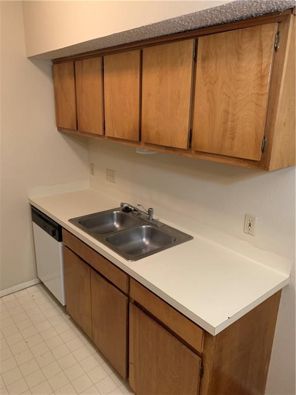 3316 Guadalupe St #211 Property Photo 4