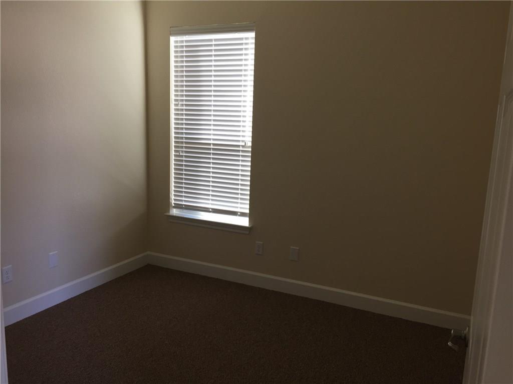 209 S 12th St S #109 Property Photo 7