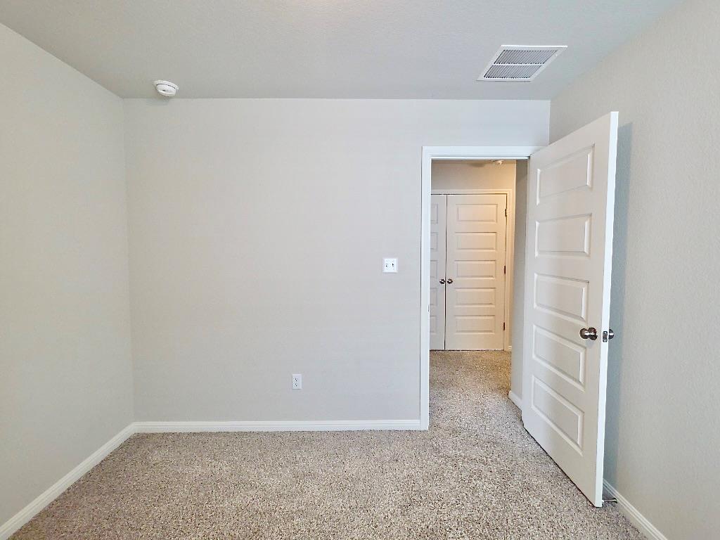 1721 Fountain Bridge Dr Property Photo 15