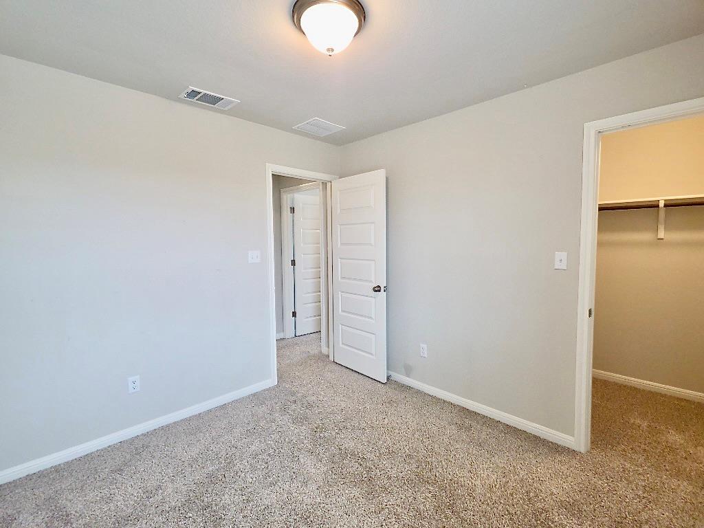 1721 Fountain Bridge Dr Property Photo 17