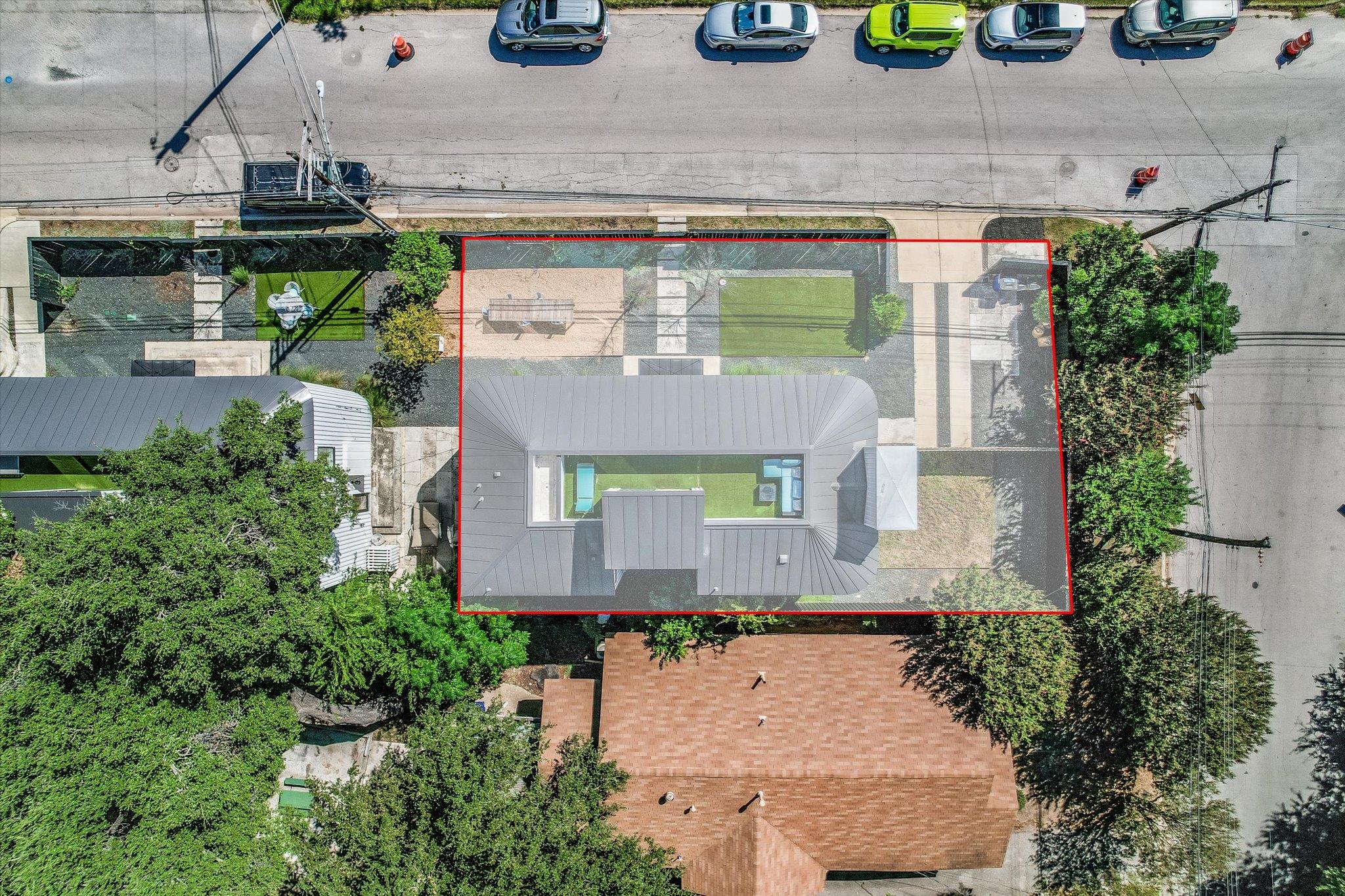 1300 Navasota St Property Photo 25
