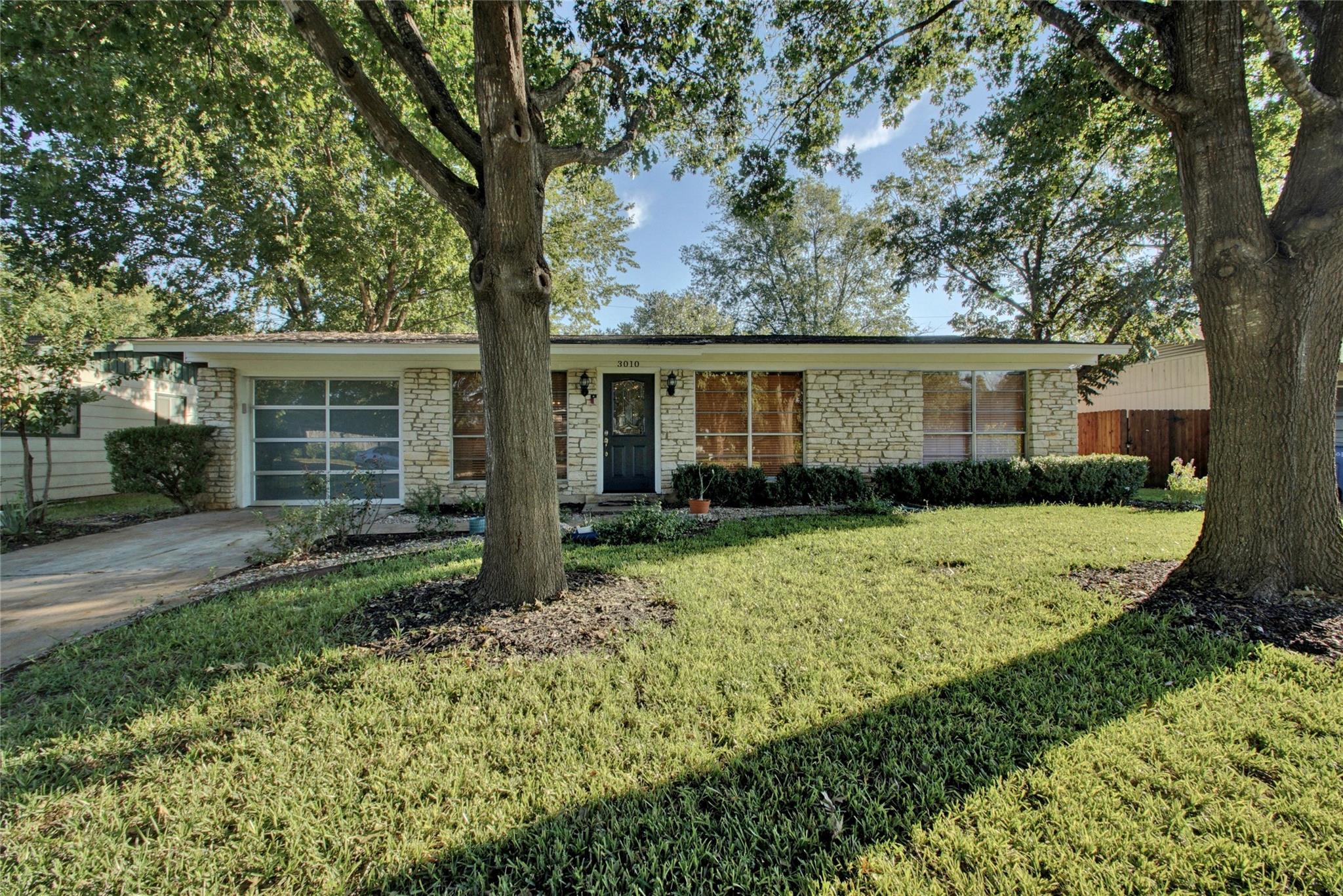 3010 Susquehanna Ln Property Photo 1