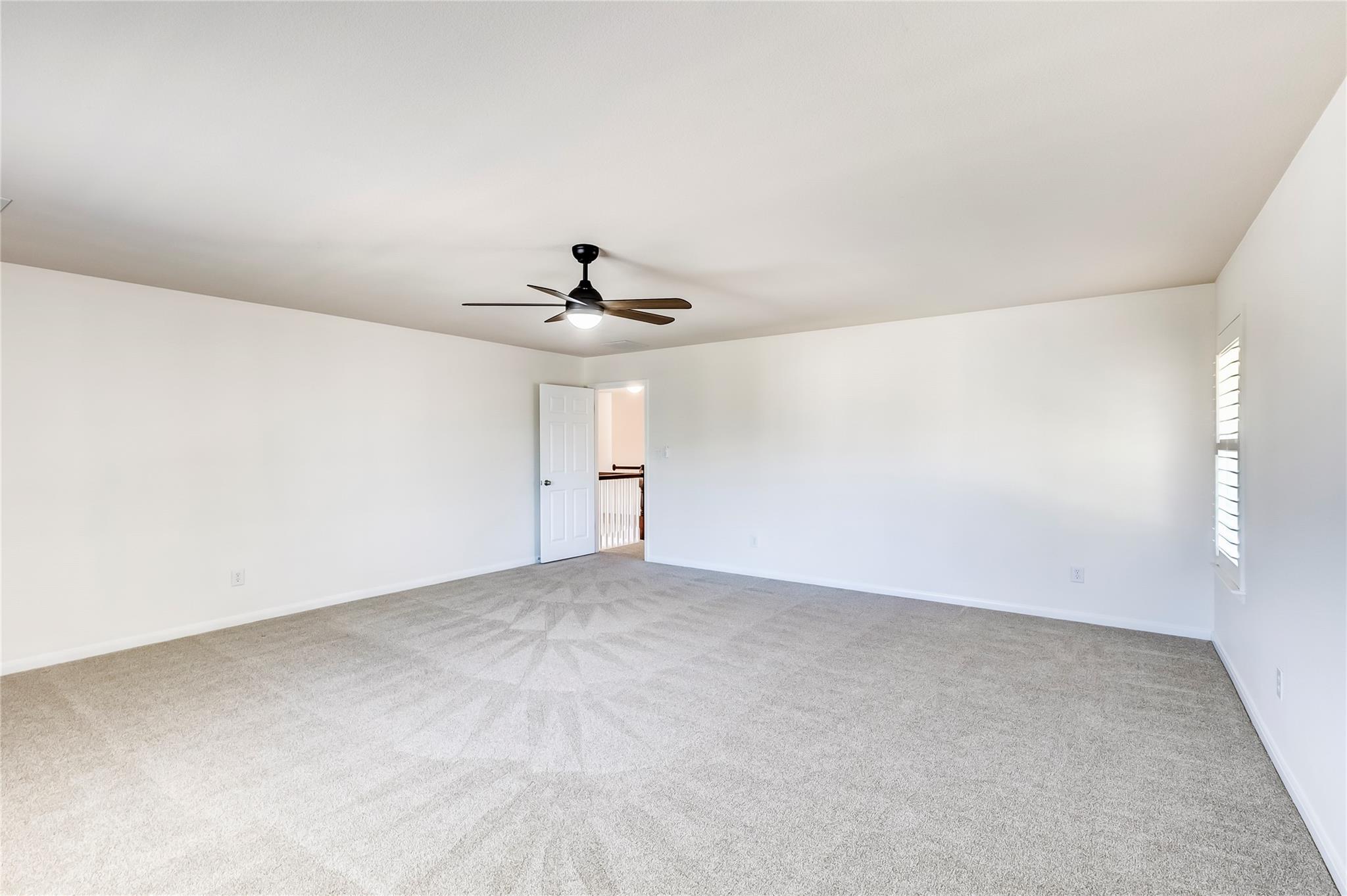 15617 Pumpkin Ridge Dr Property Photo 24