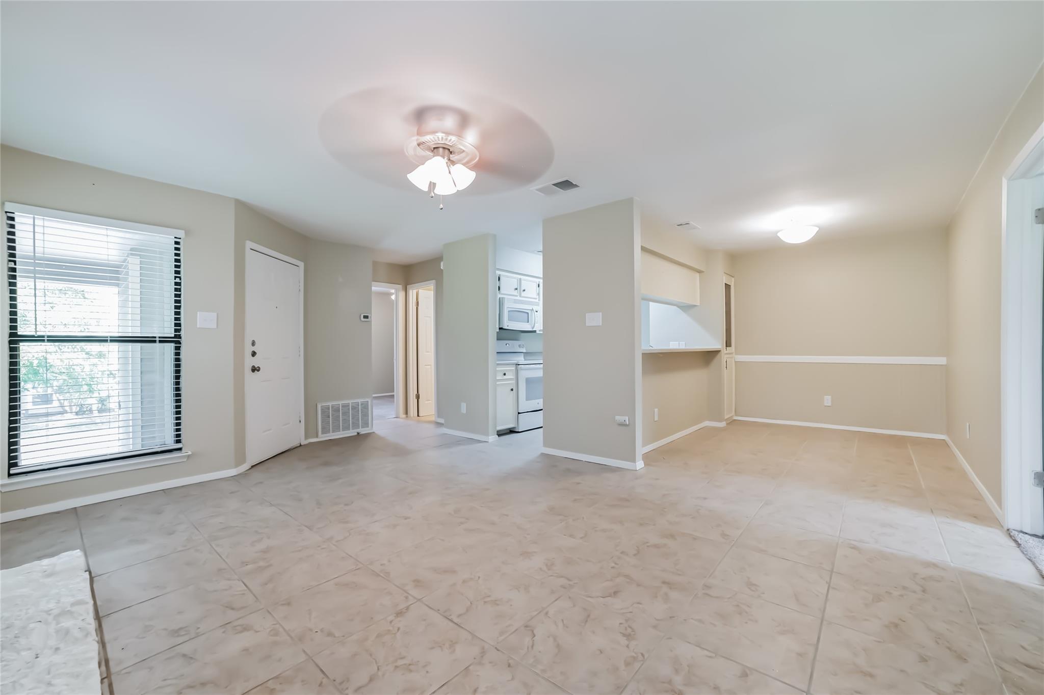 10616 Mellow Meadow Dr #7c Property Photo 3