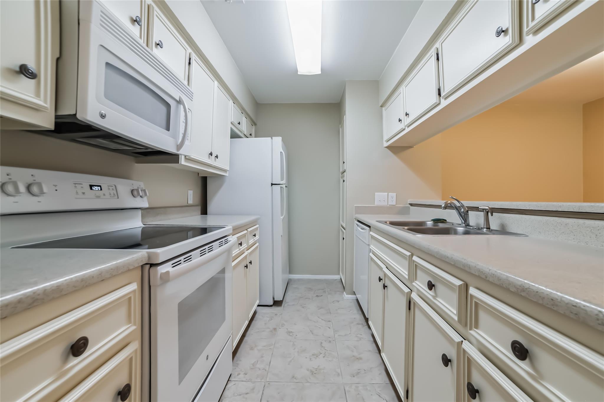 10616 Mellow Meadow Dr #7c Property Photo 7