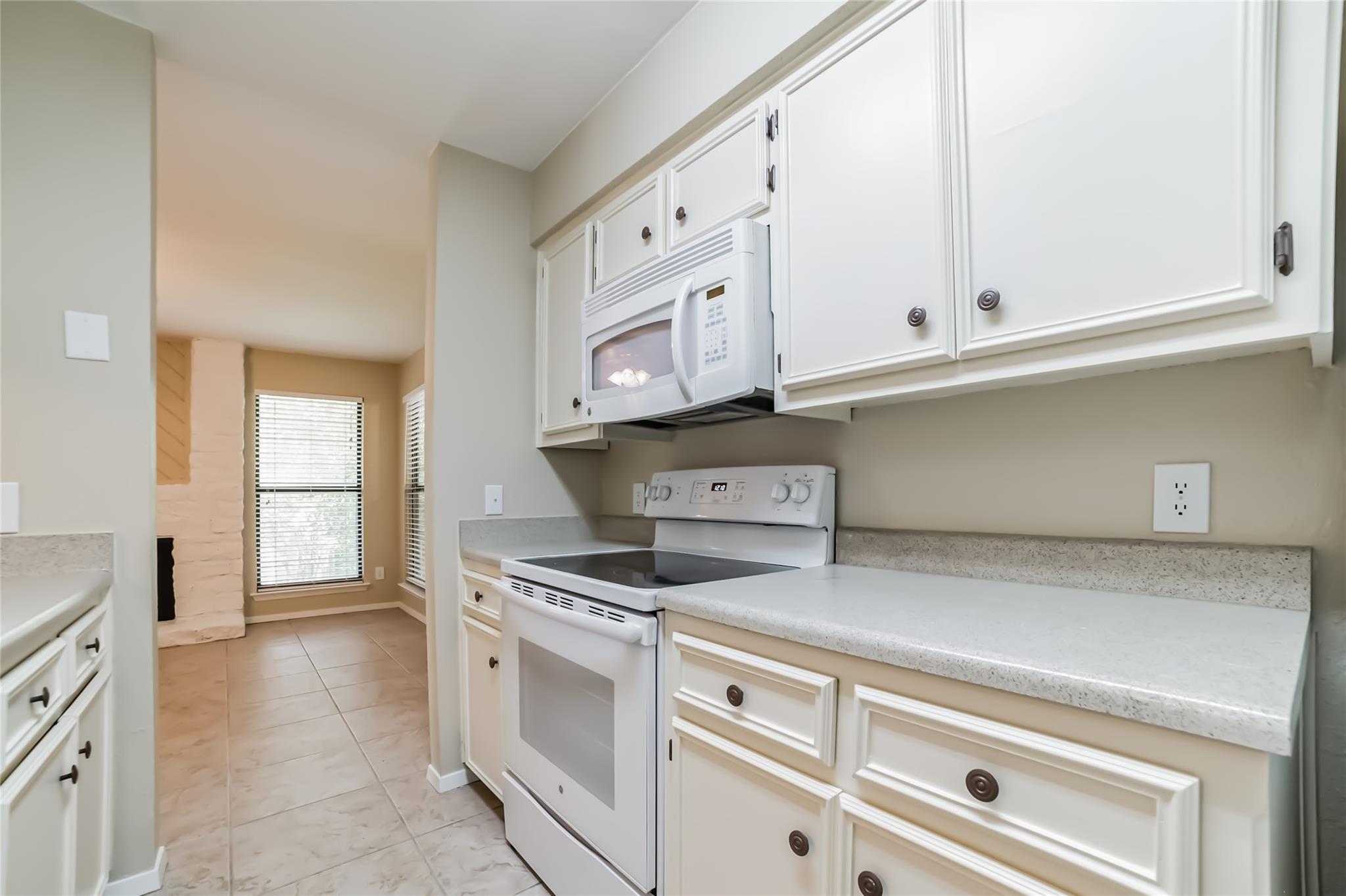 10616 Mellow Meadow Dr #7c Property Photo 9