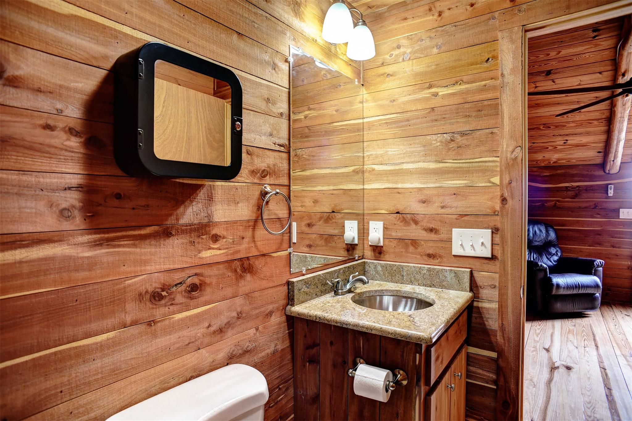 323 Cr 446 None Property Photo 21