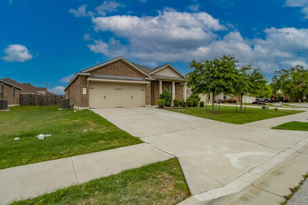 809 Tabernash Dr Property Photo 3