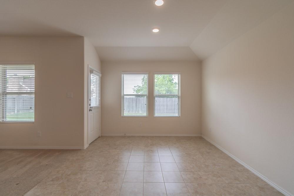 809 Tabernash Dr Property Photo 11