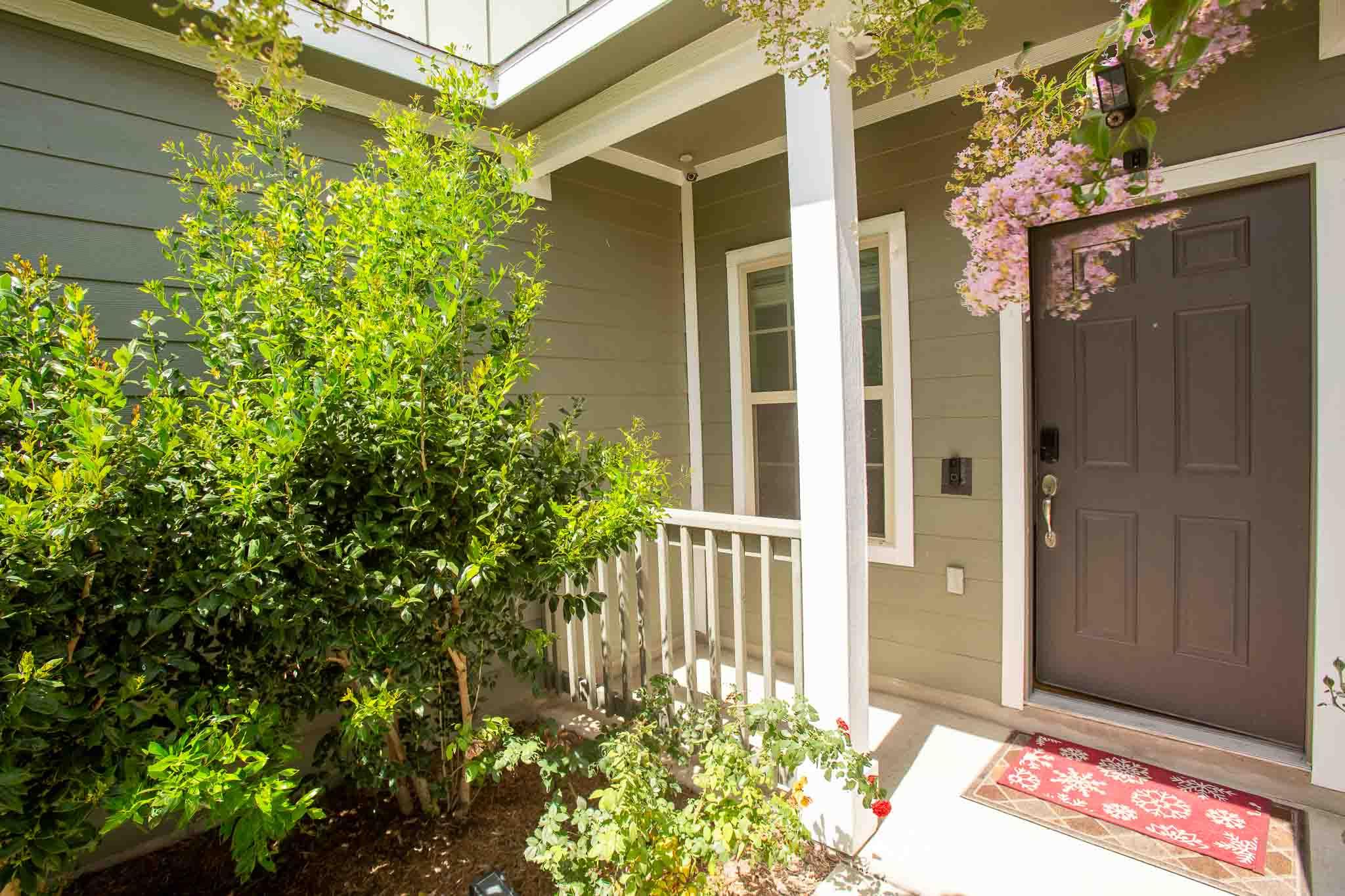 393 Moon Stone Trl Property Photo 2