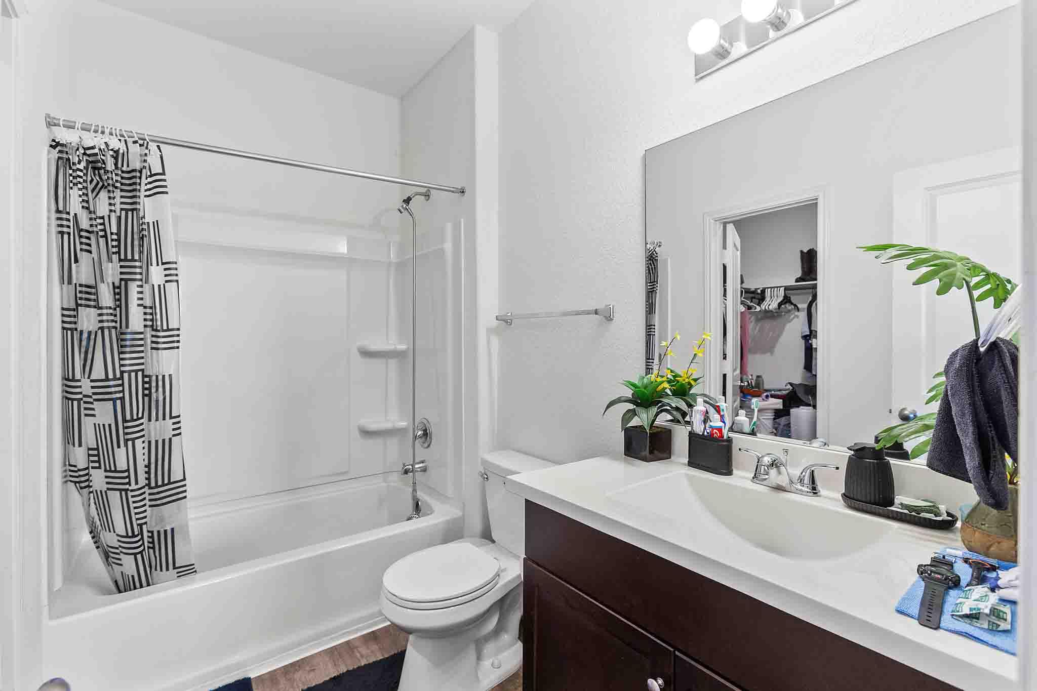 393 Moon Stone Trl Property Photo 15