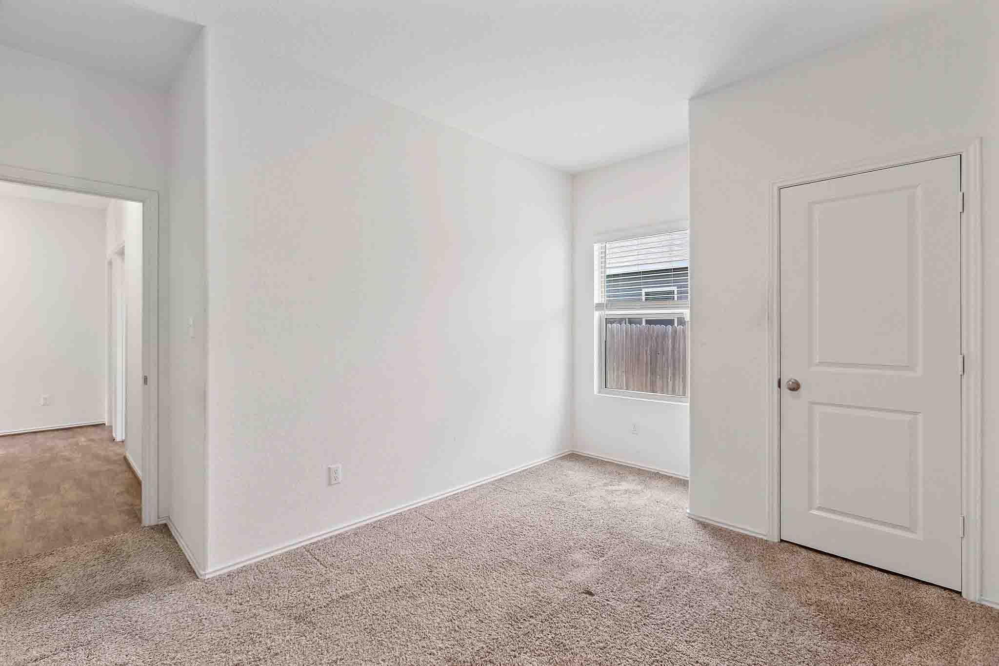 393 Moon Stone Trl Property Photo 17