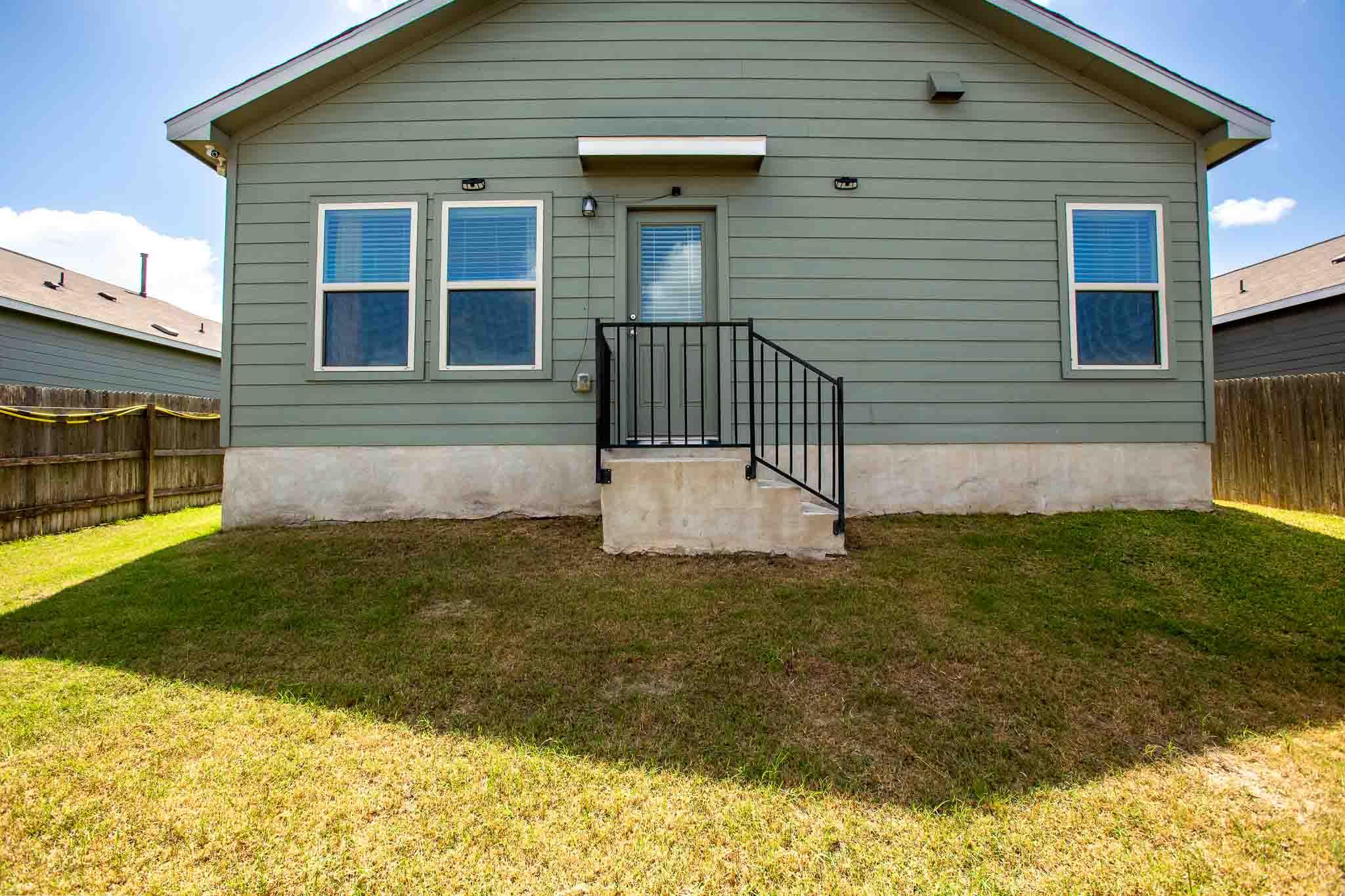 393 Moon Stone Trl Property Photo 24