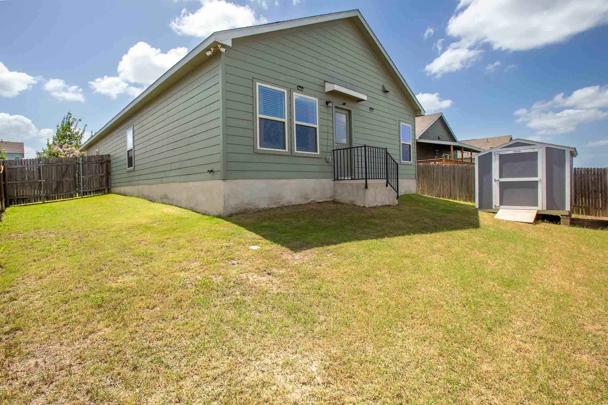 393 Moon Stone Trl Property Photo 25