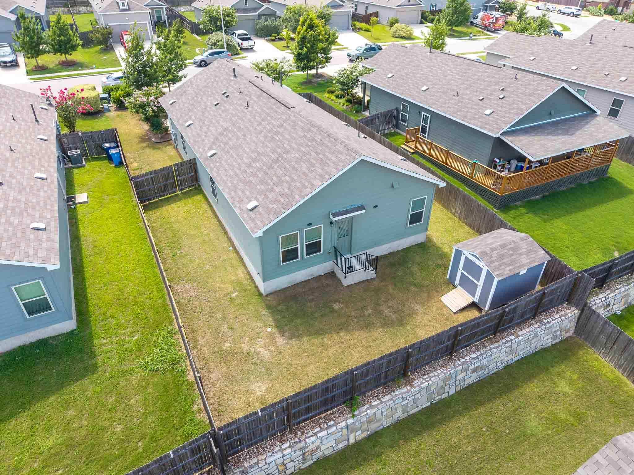 393 Moon Stone Trl Property Photo 27