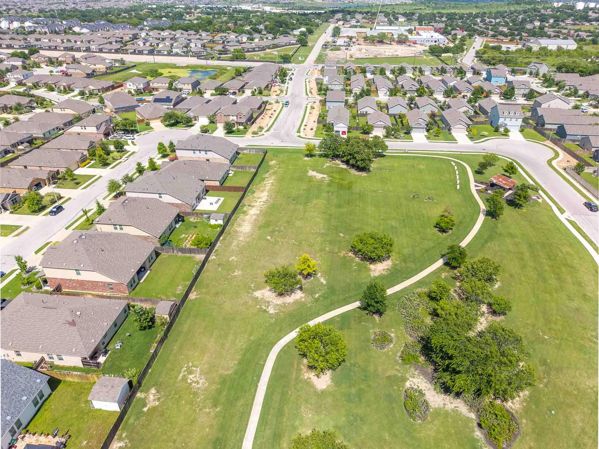 393 Moon Stone Trl Property Photo 38
