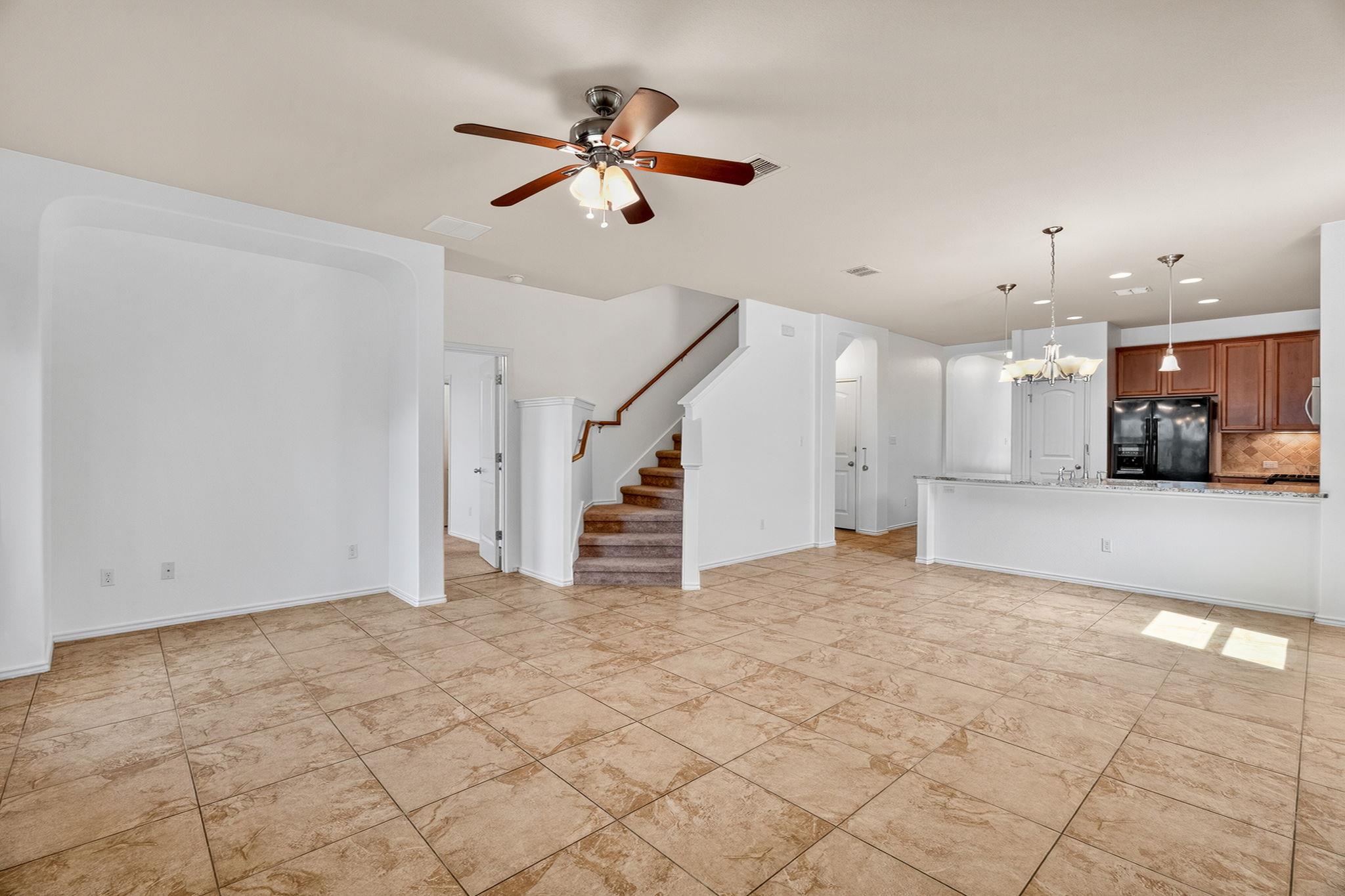 2627 Garlic Creek Dr Property Photo 8