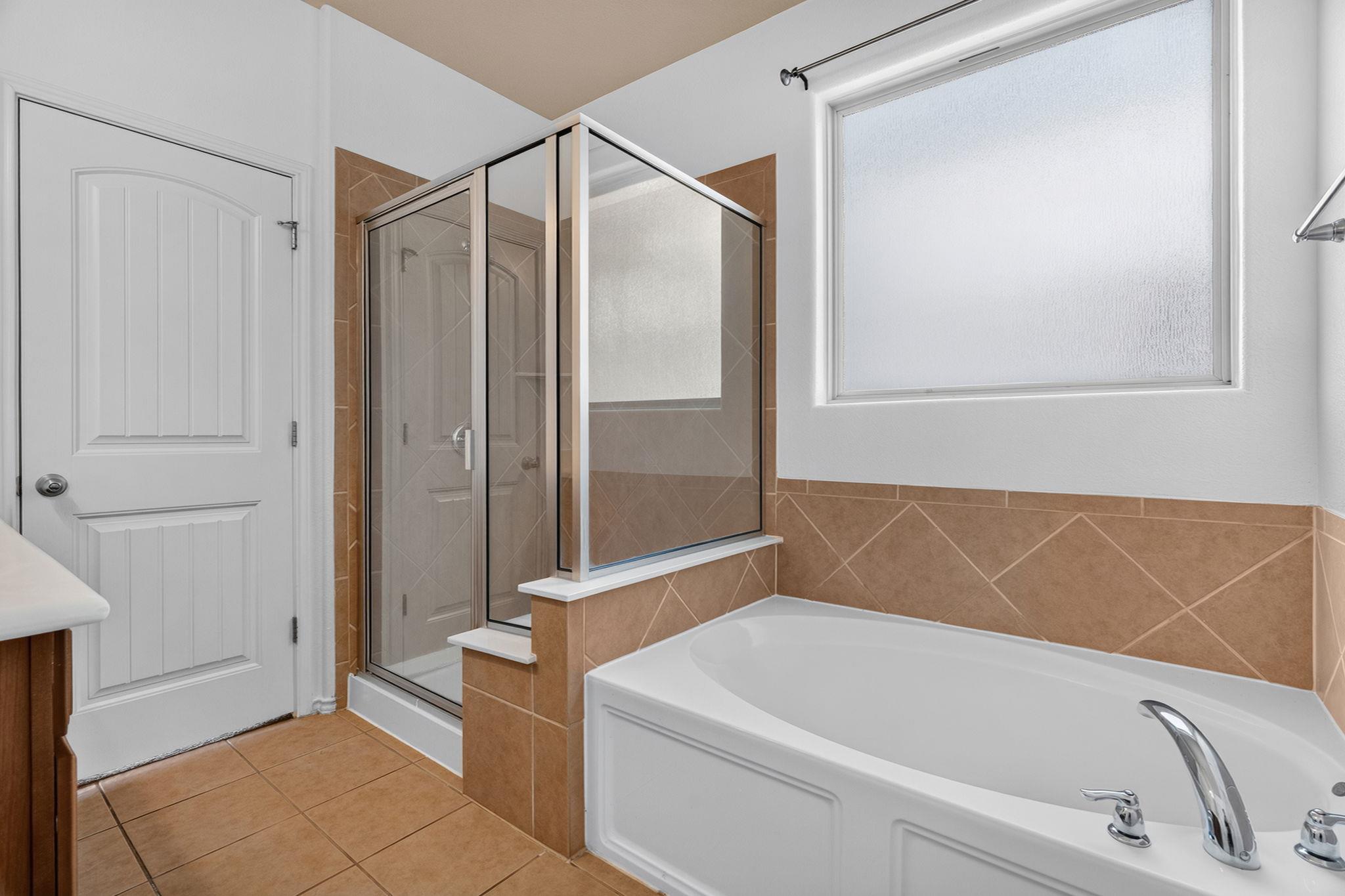 2627 Garlic Creek Dr Property Photo 16