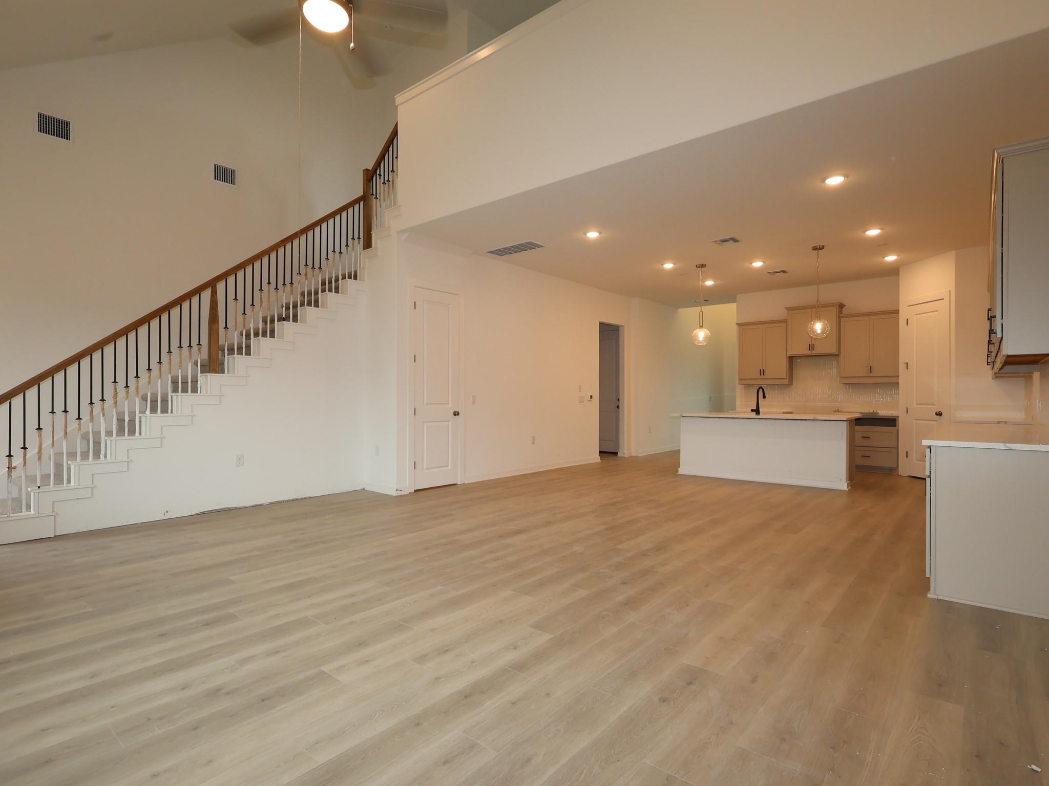 261 Callahan Loop Property Photo 2