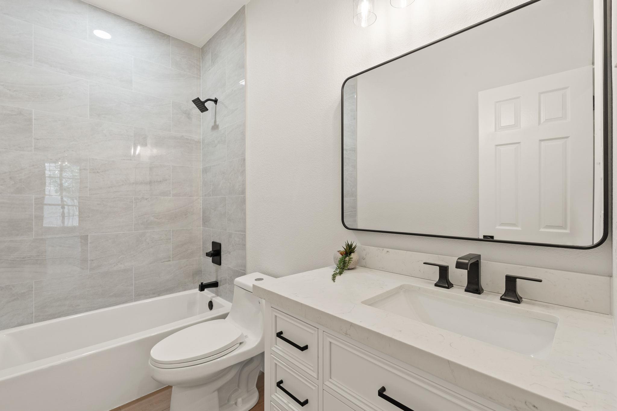 12927 Brigham Dr Property Photo 8