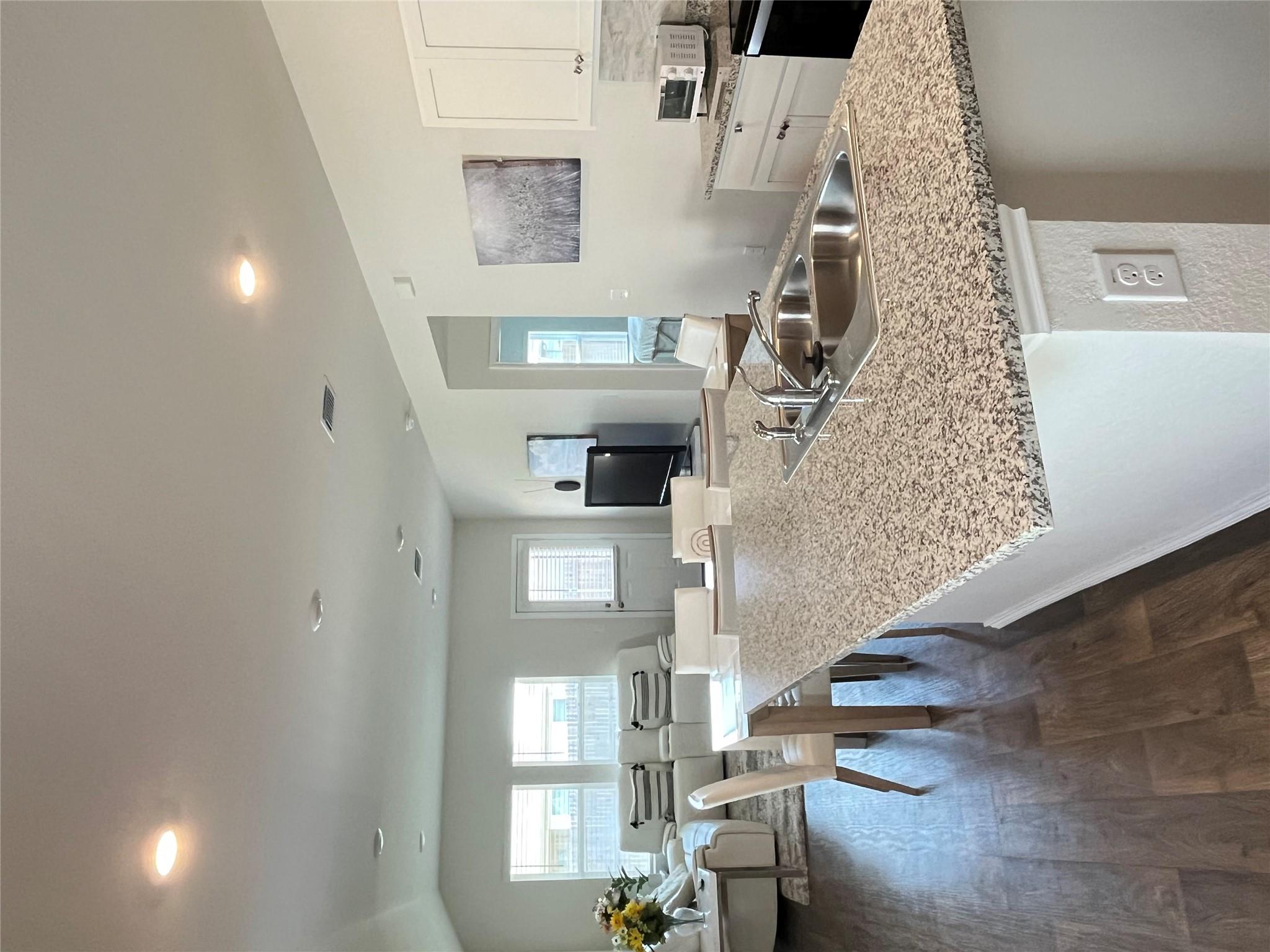 12313 Token Trl Property Photo 4
