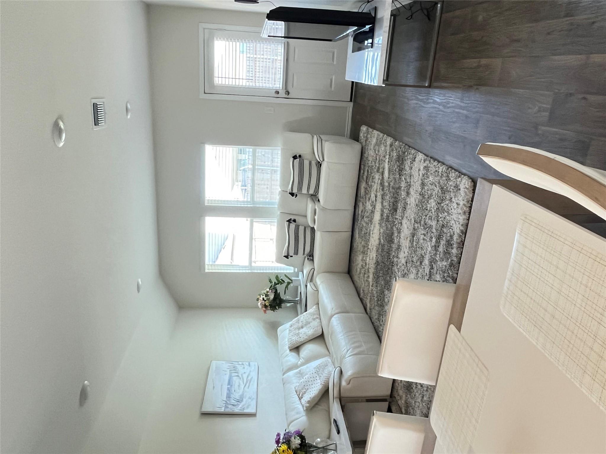 12313 Token Trl Property Photo 5