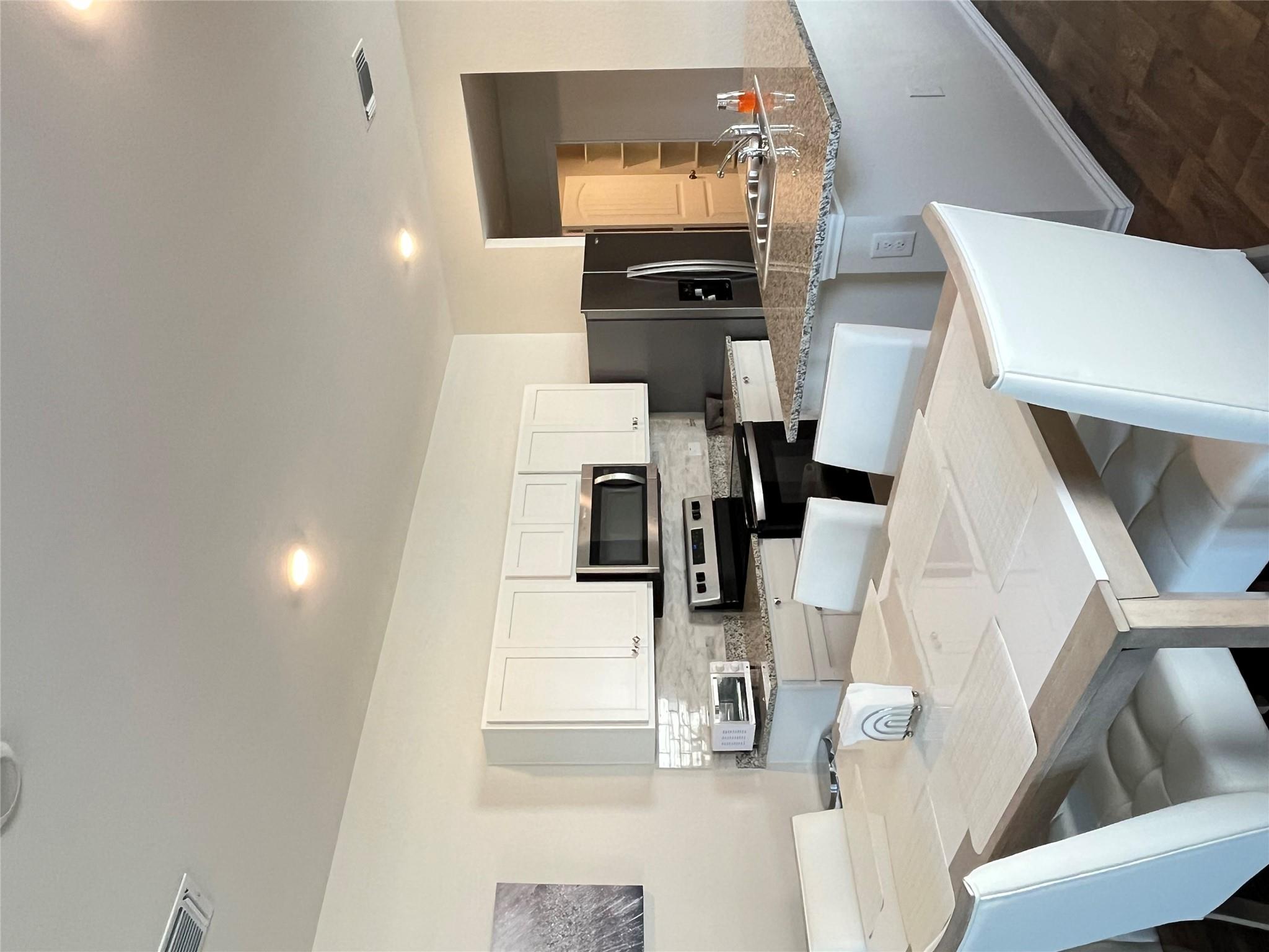 12313 Token Trl Property Photo 8