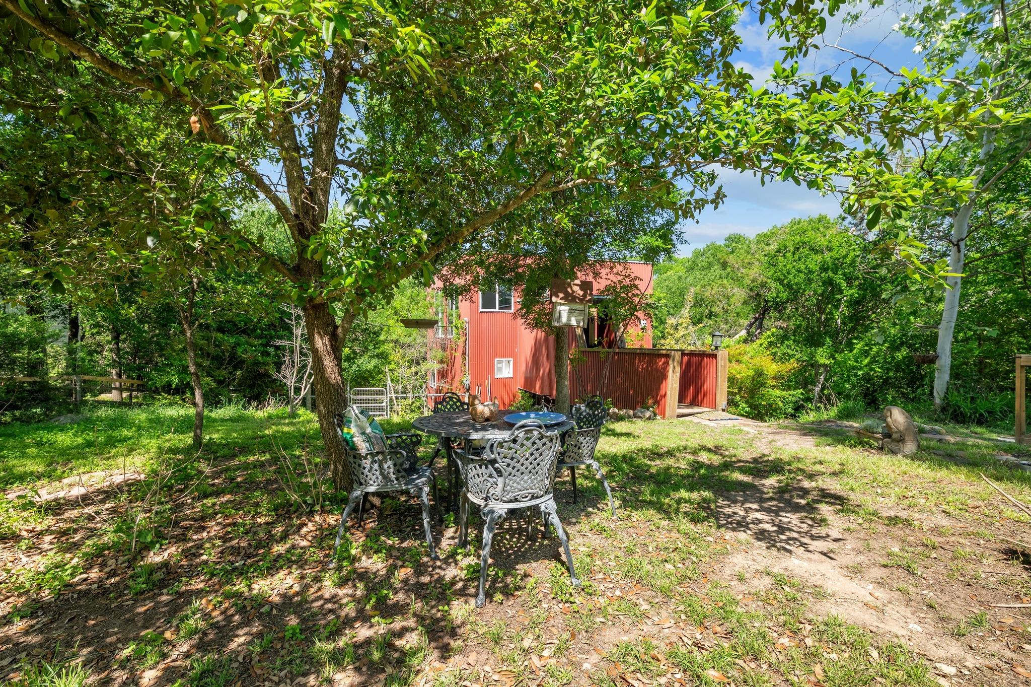 20 N Peak Rd Property Photo 8